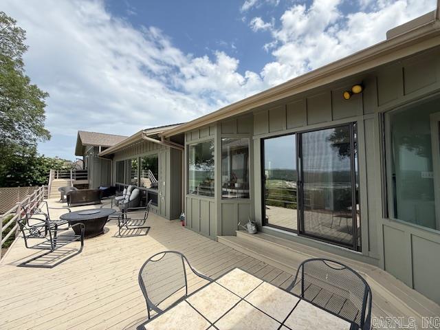 825 Dennison Heights Property Photo 5