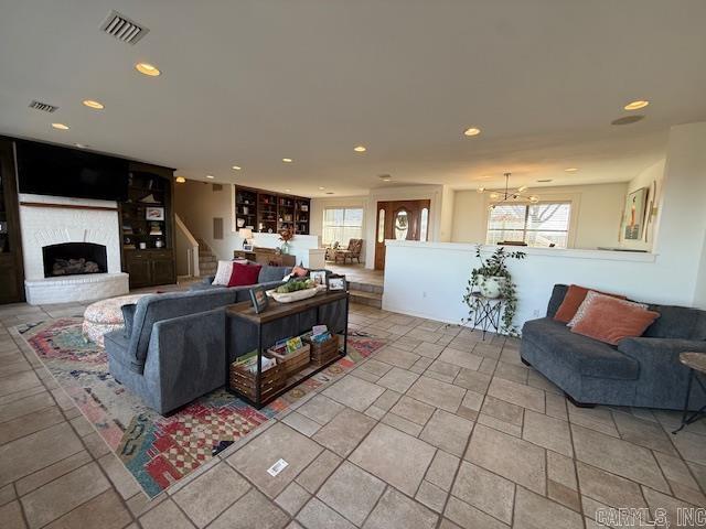 825 Dennison Heights Property Photo 9