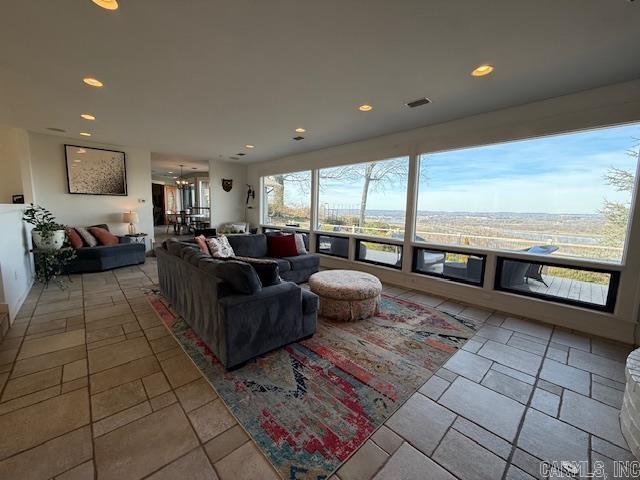 825 Dennison Heights Property Photo 11