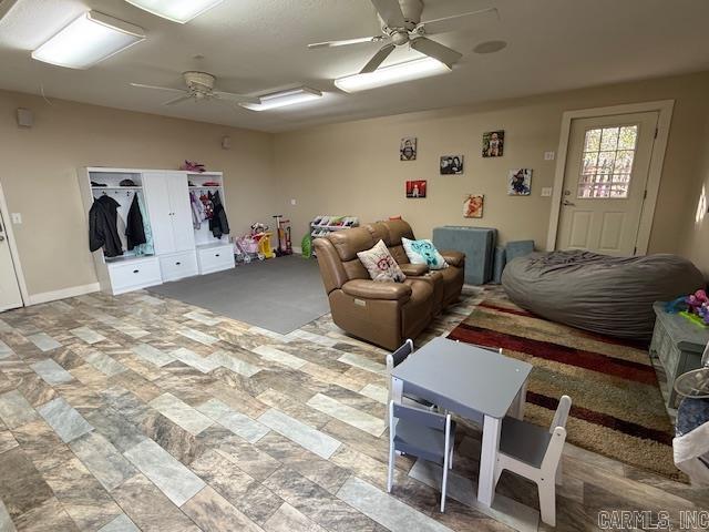 825 Dennison Heights Property Photo 39