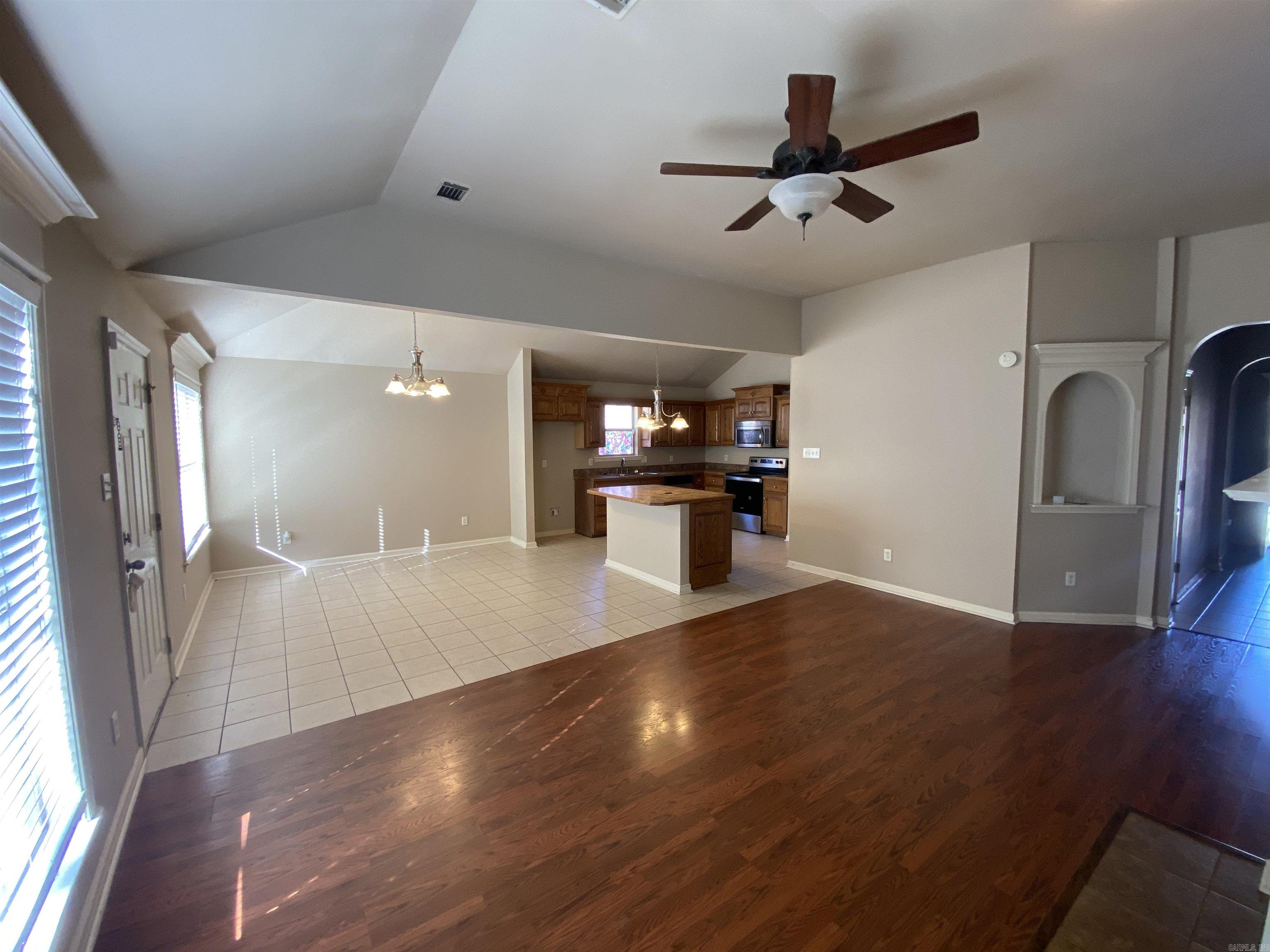 1906 Leander Drive Property Photo 2