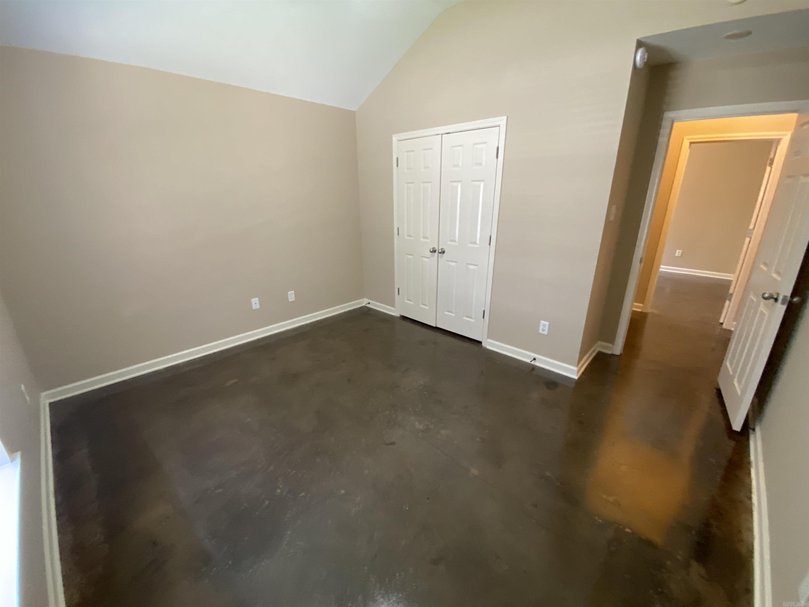 1906 Leander Drive Property Photo 17