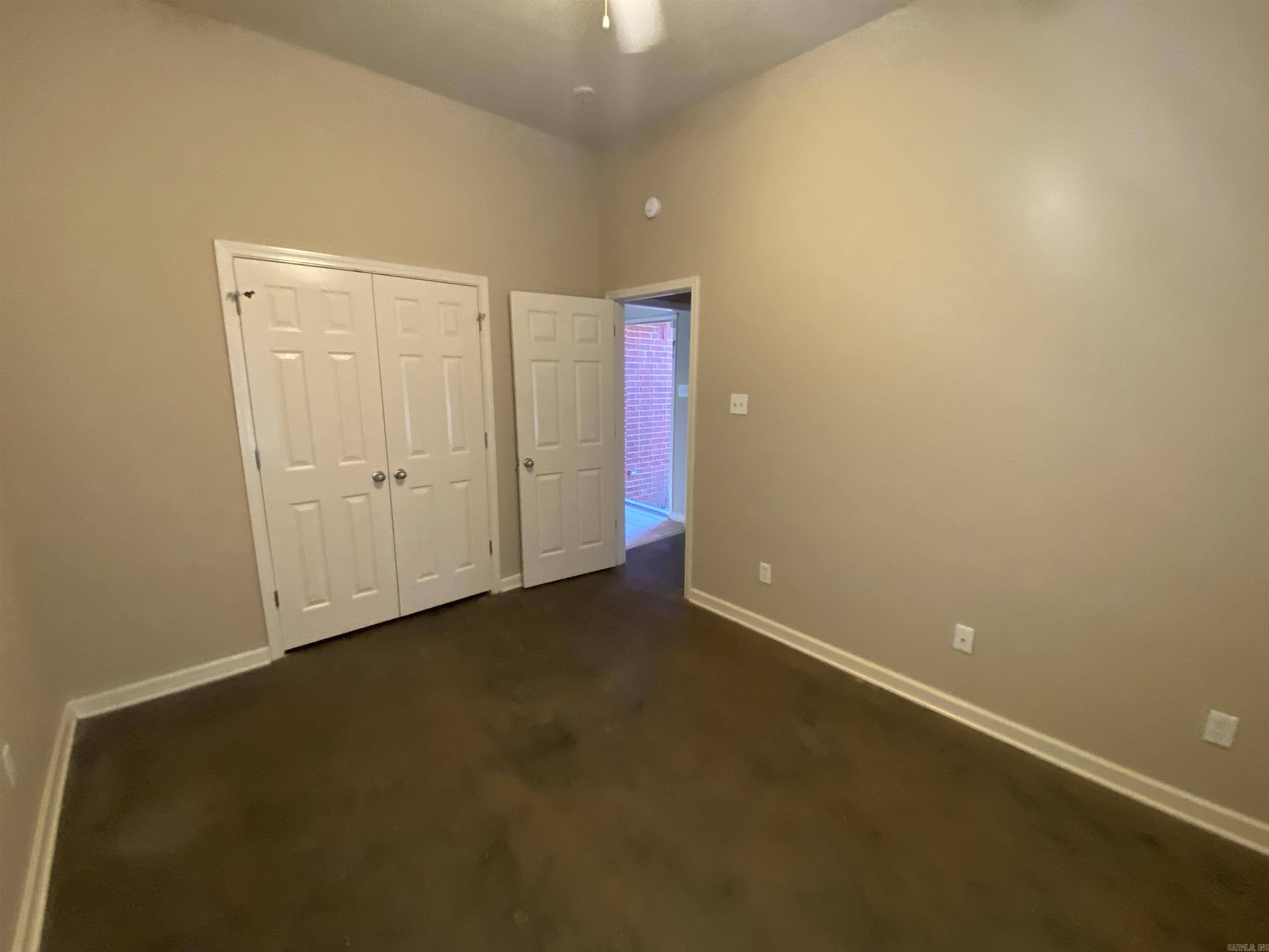 1906 Leander Drive Property Photo 20