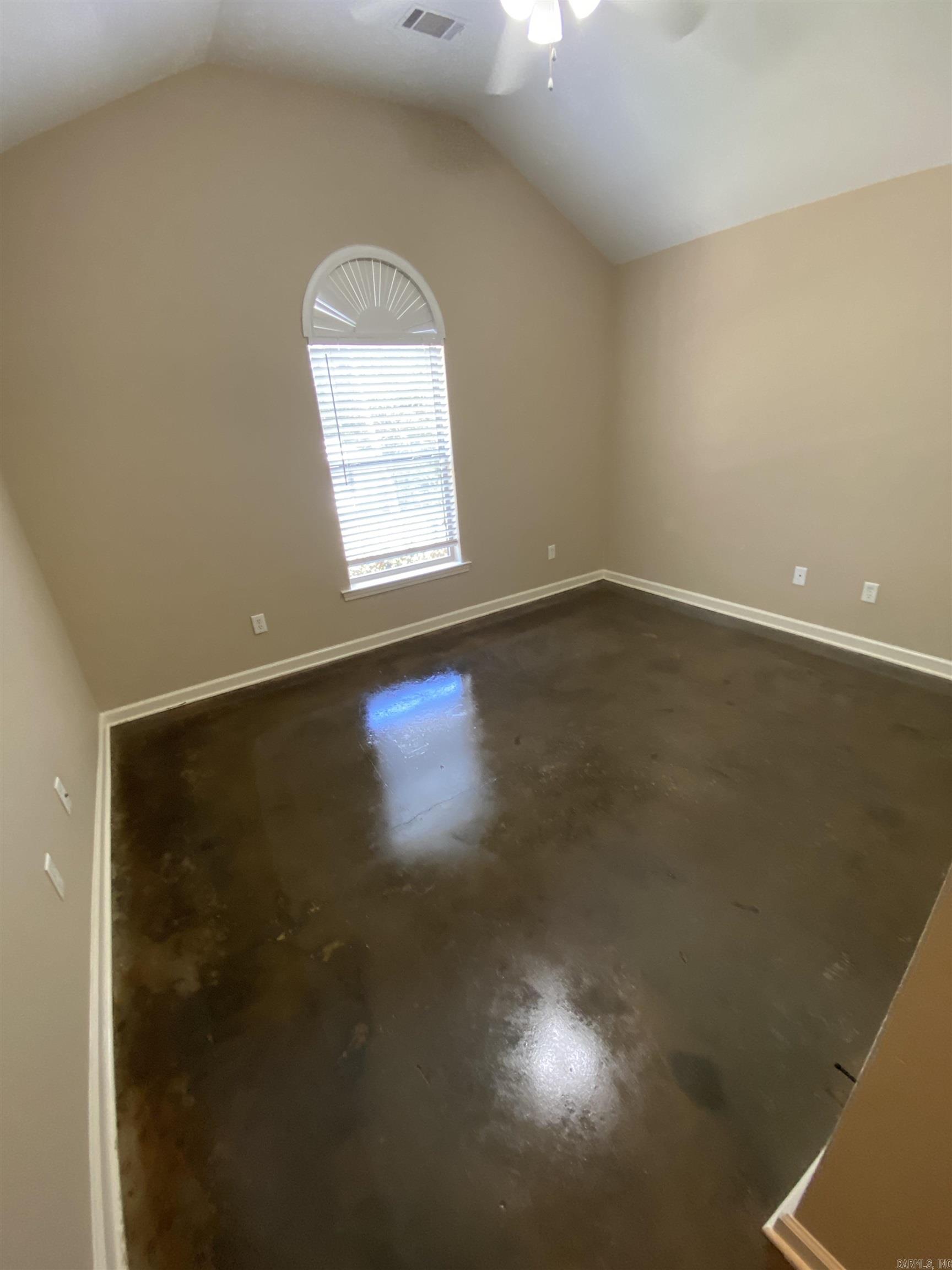 1906 Leander Drive Property Photo 22