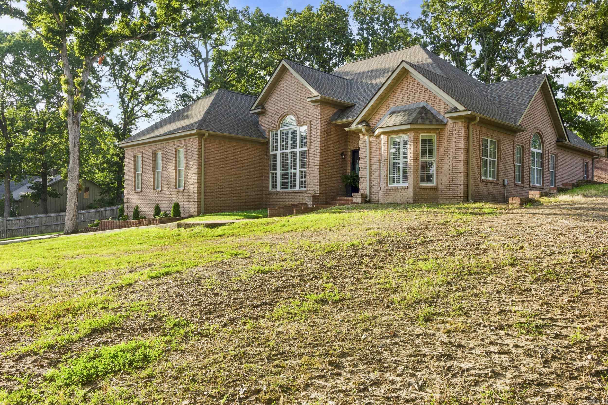 12 Wynnewood Property Photo 3