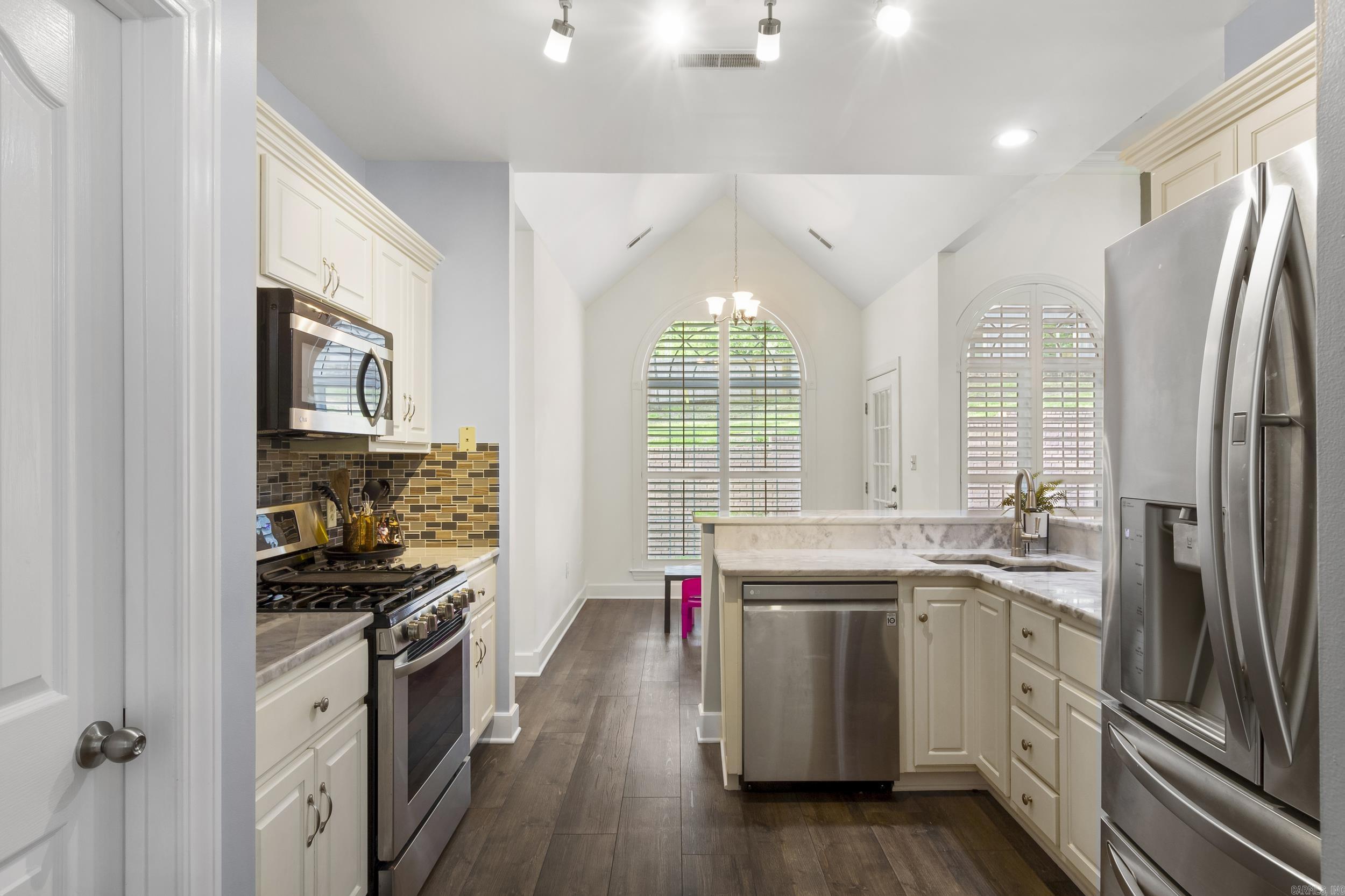 12 Wynnewood Property Photo 15
