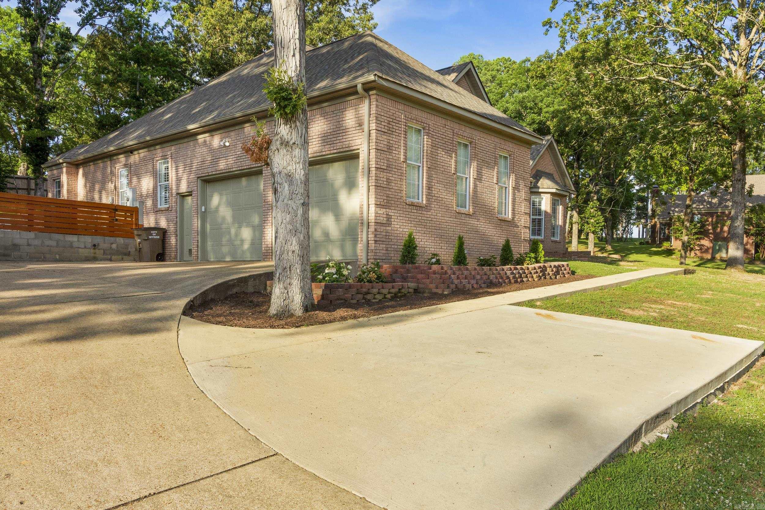 12 Wynnewood Property Photo 40