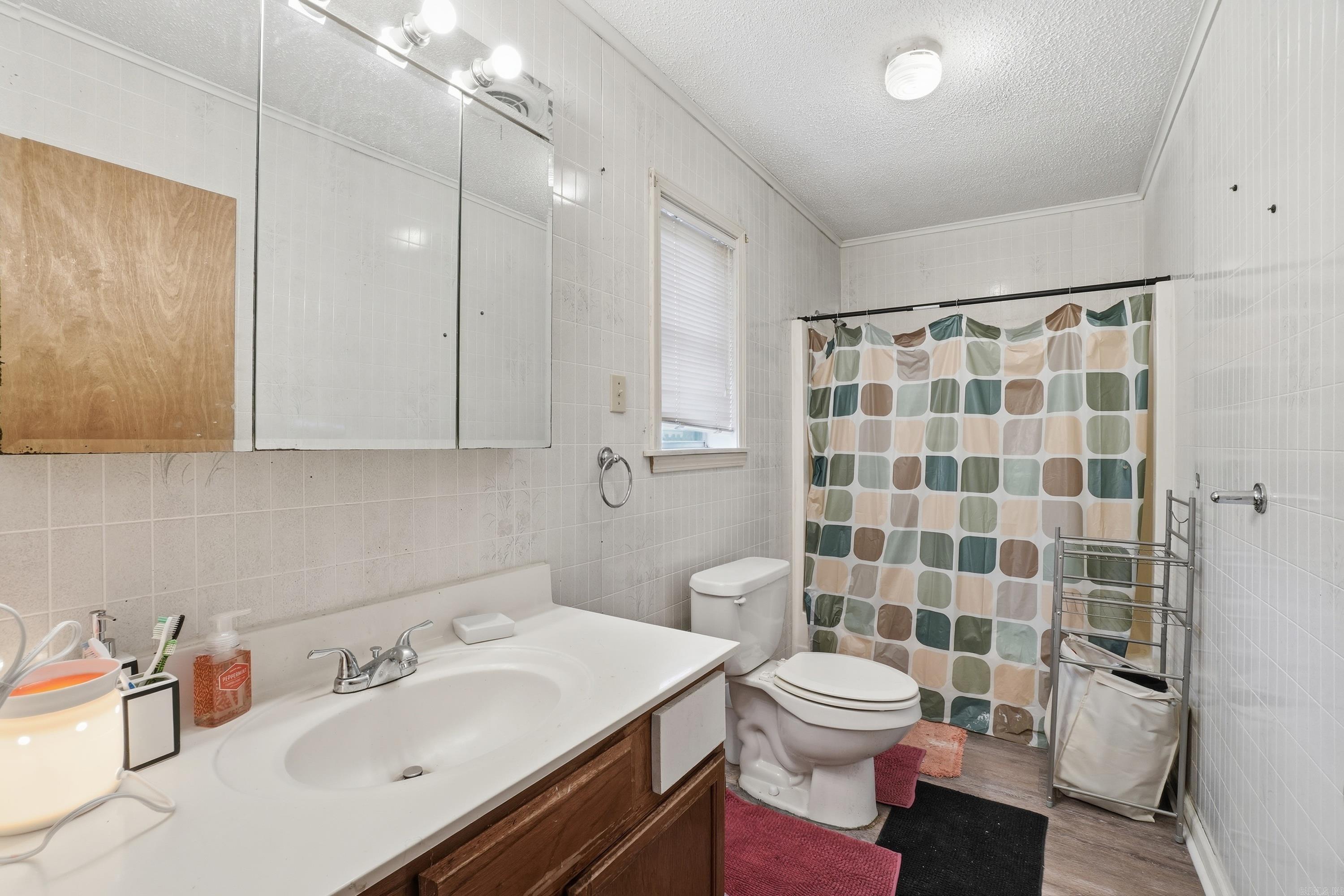 6920 Holtdale Lane Property Photo 14