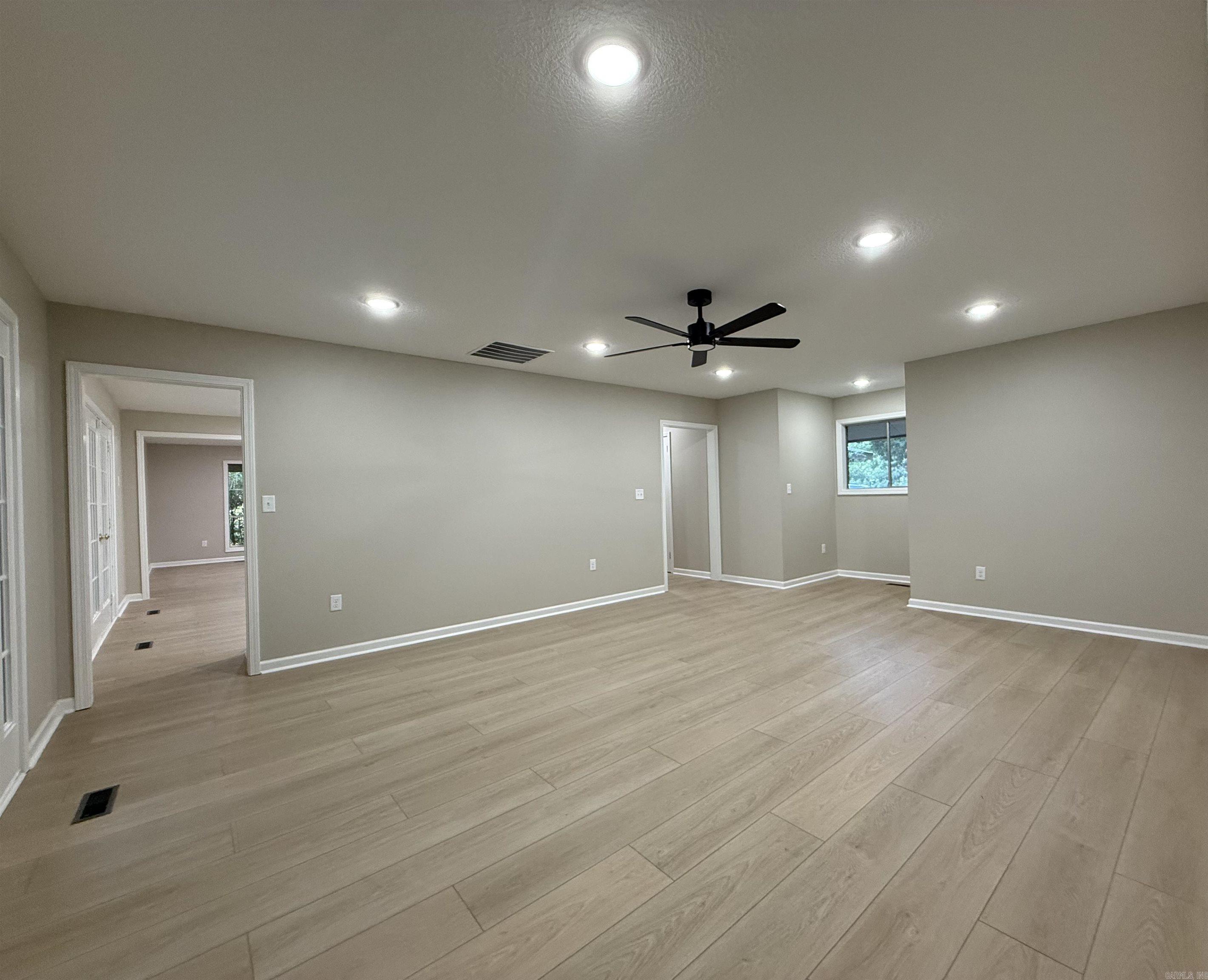 320 Mccollum Drive Property Photo 13