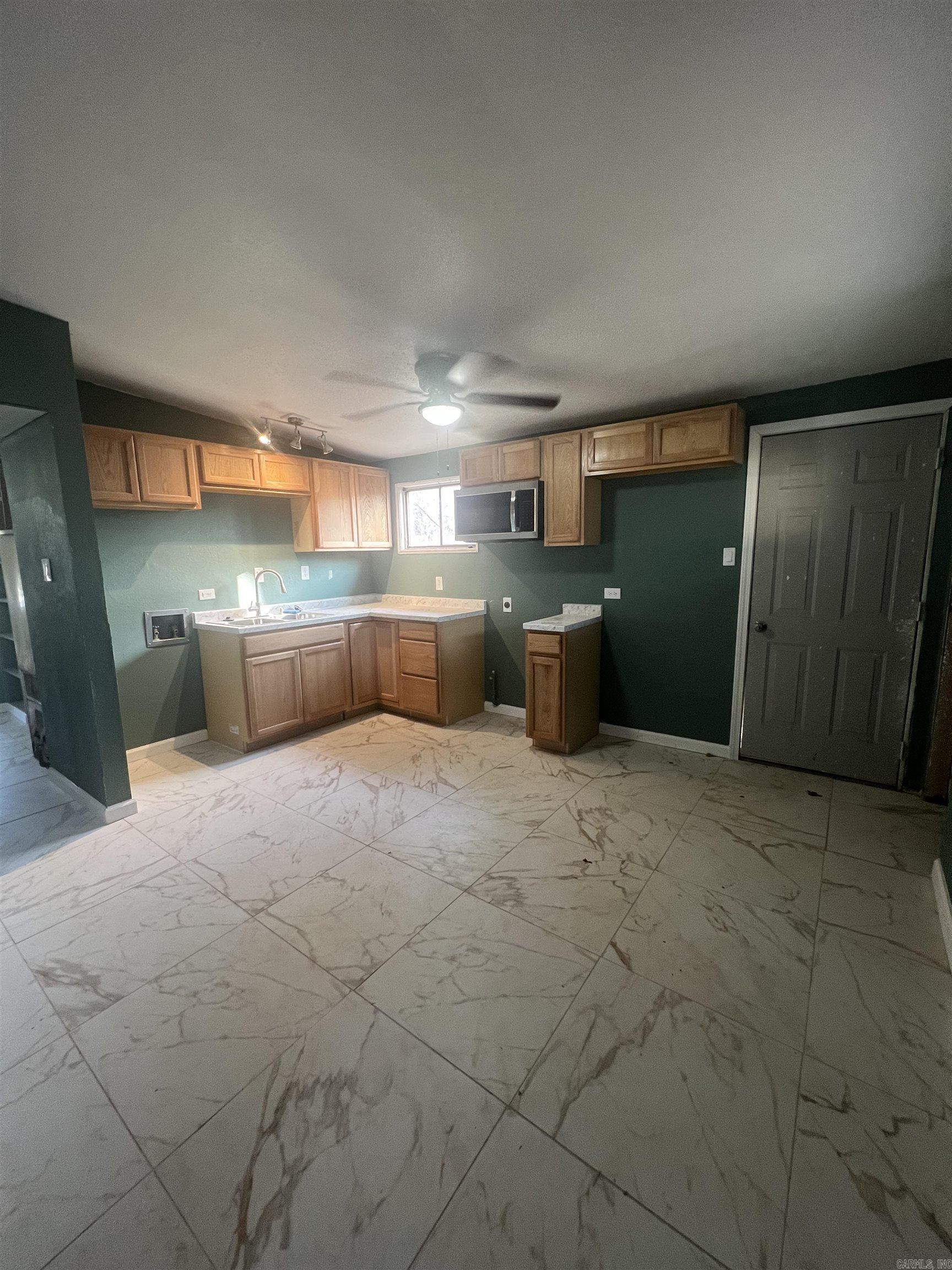 3100 Jonquil Street Property Photo 7