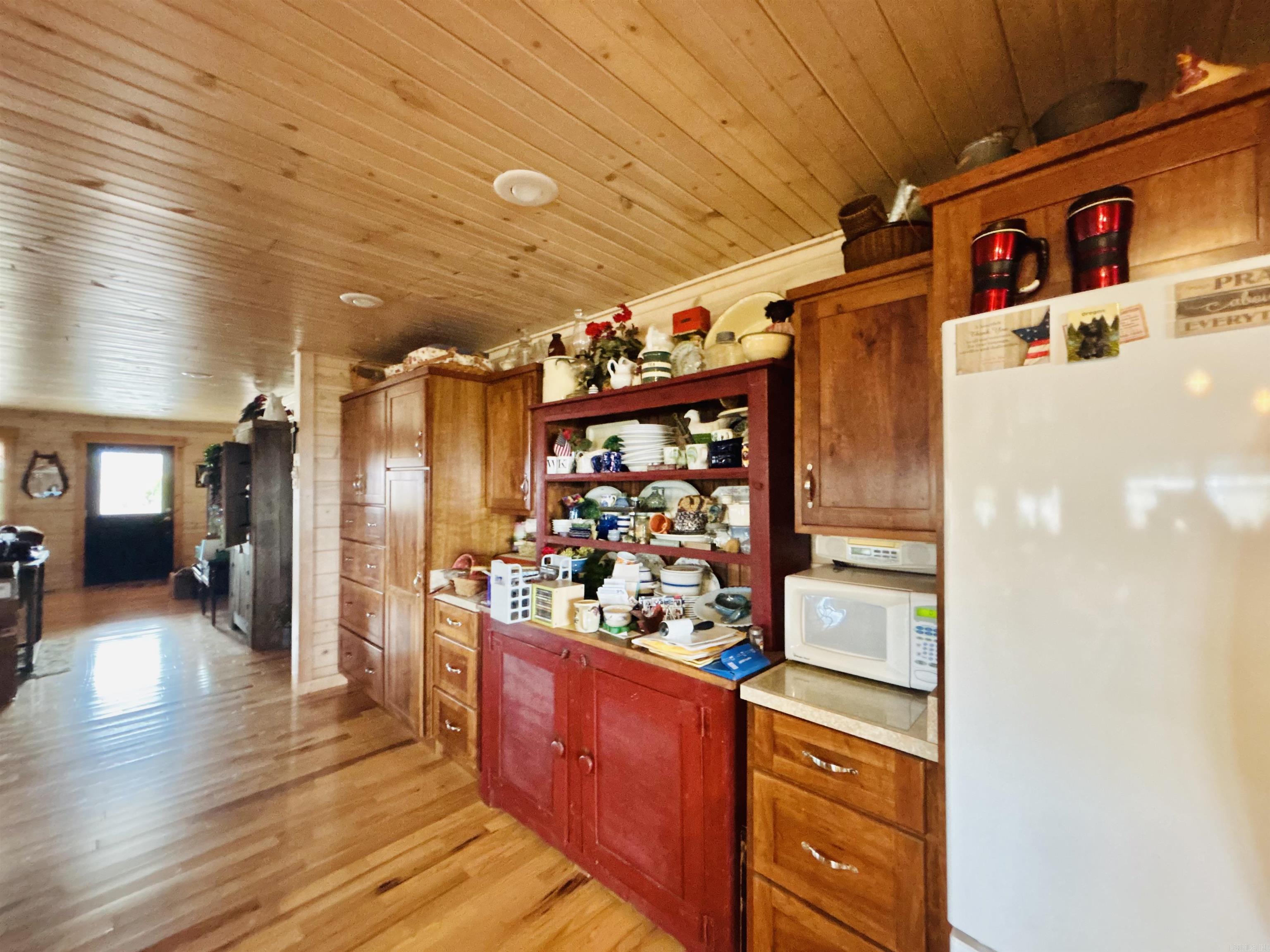 1918 Ridge Road Property Photo 17