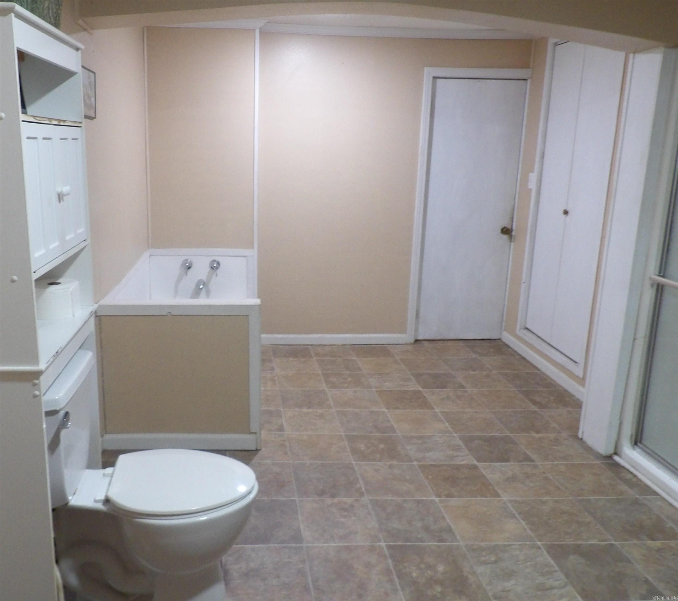 1509 Midway Route Property Photo 6