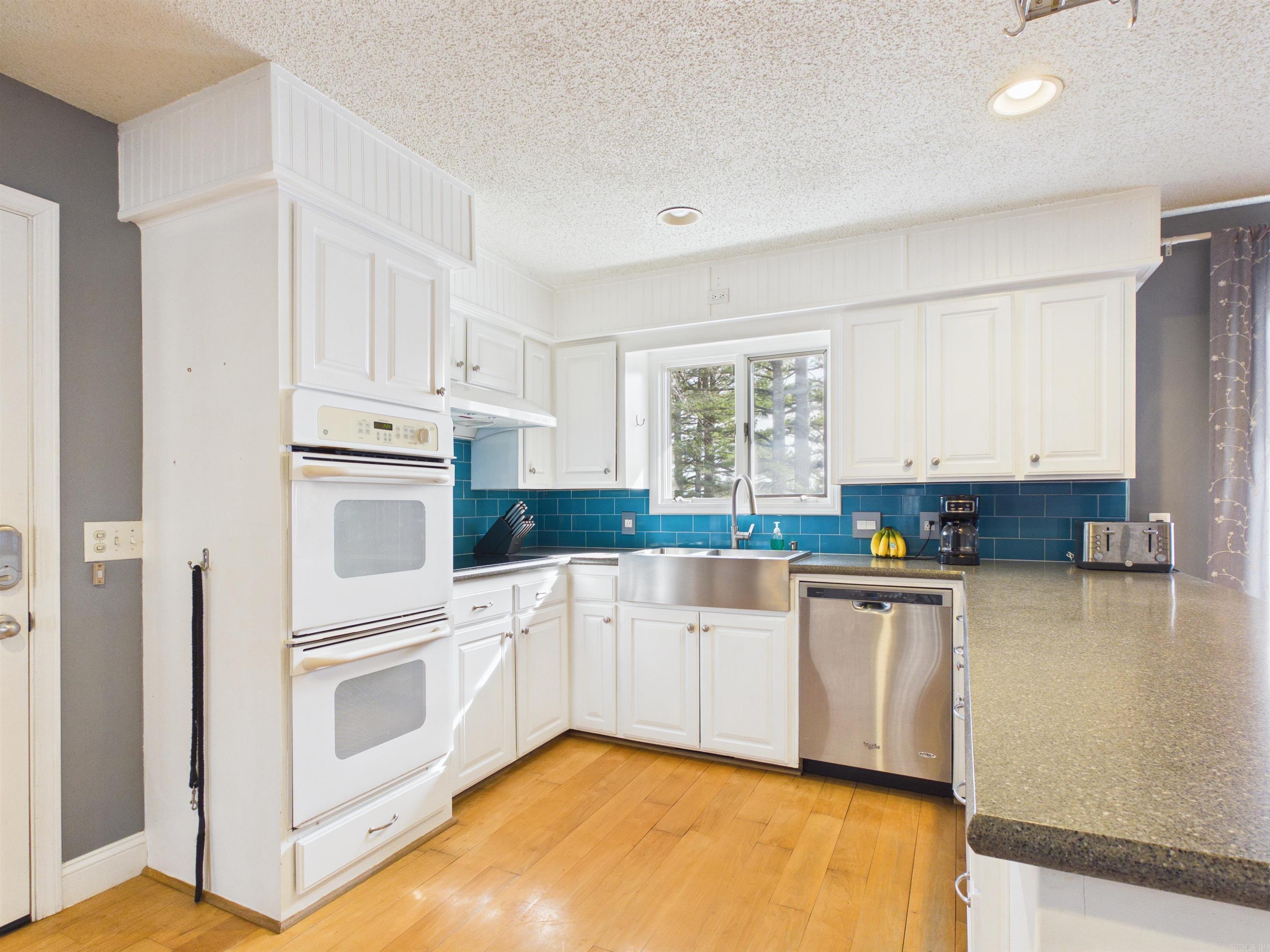 1006 W Sherman Avenue Property Photo 22