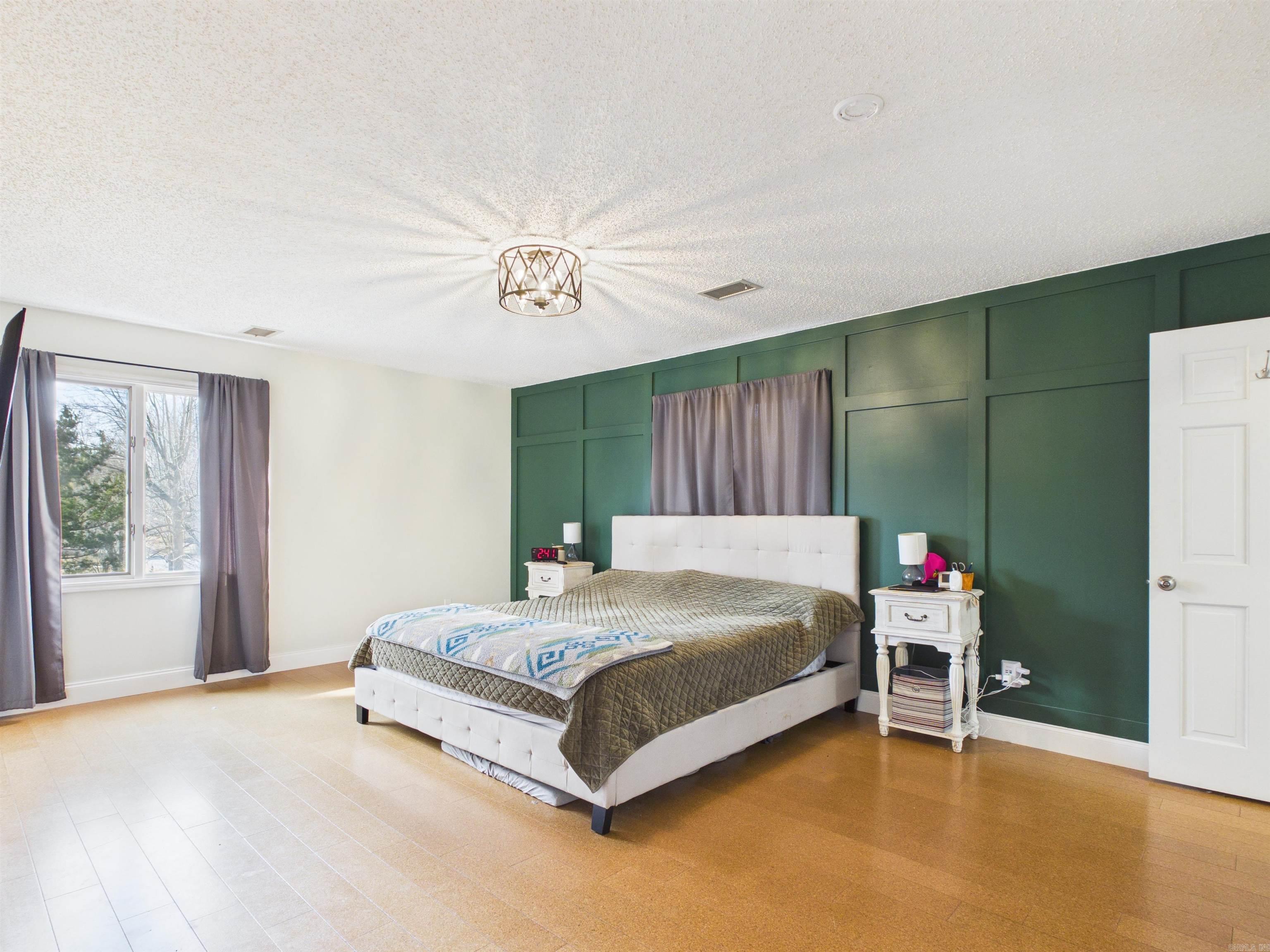 1006 W Sherman Avenue Property Photo 36