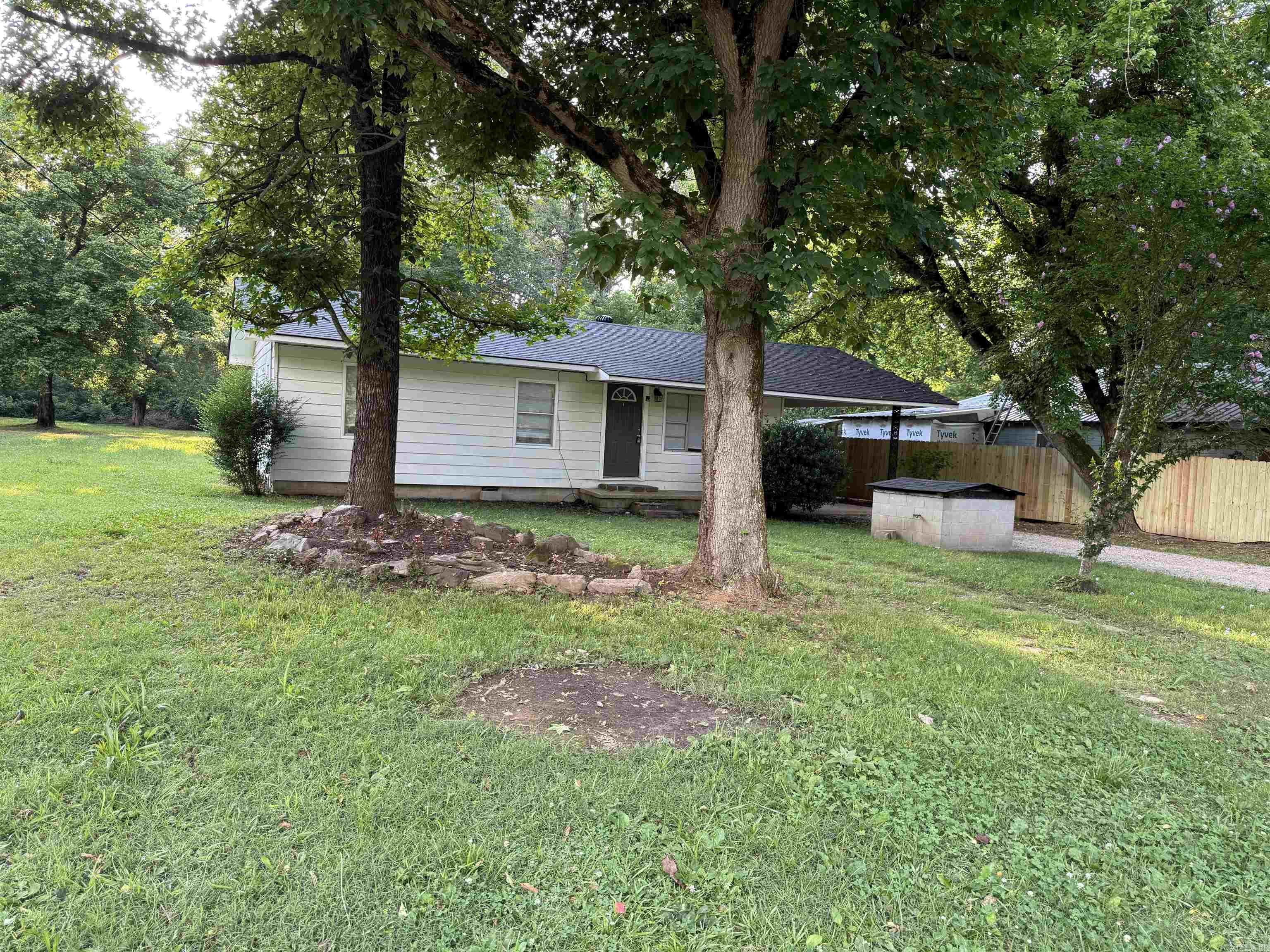 7007 Hwy 7 North Property Photo 1