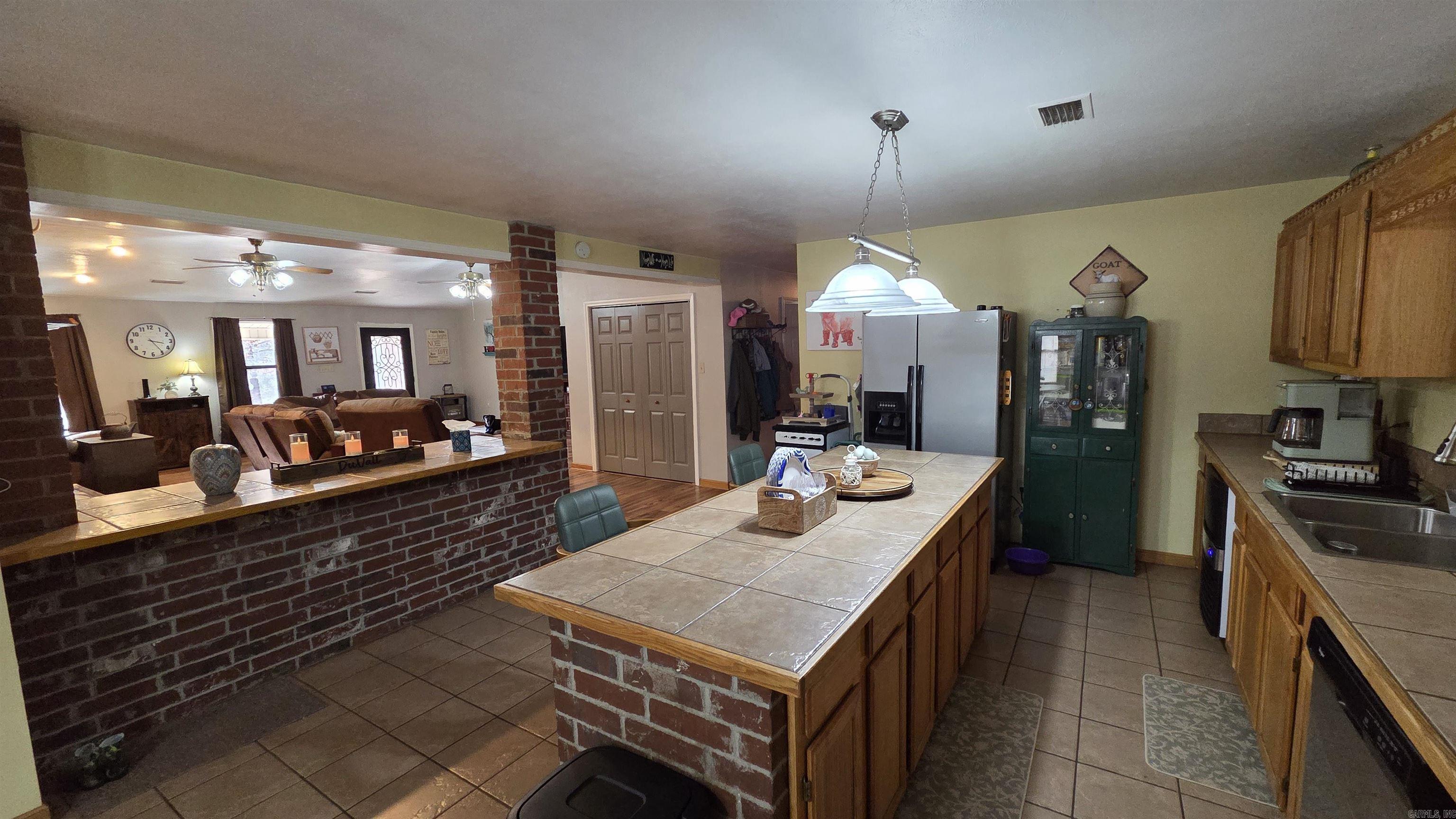 655 Charton Road Property Photo 10
