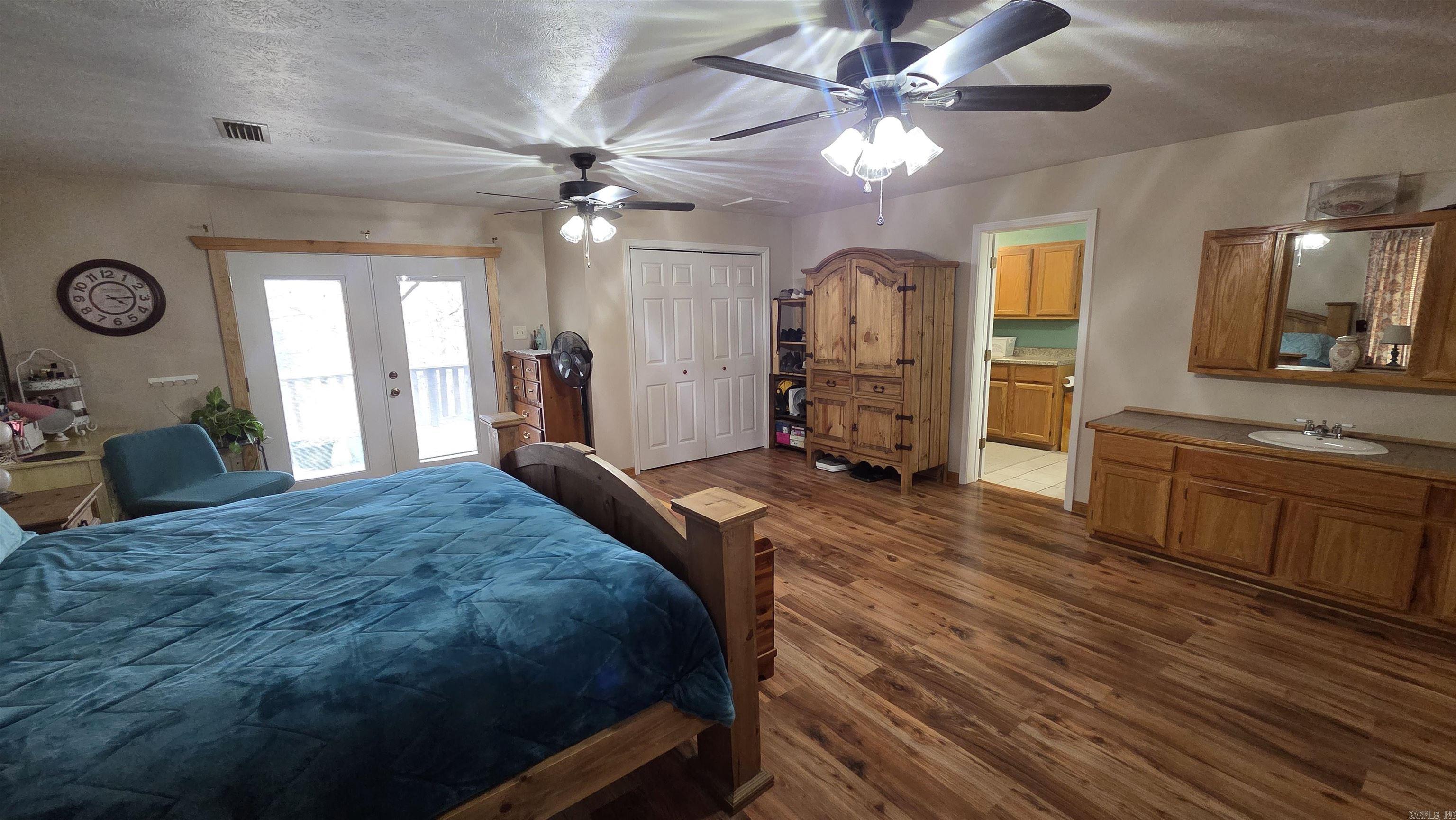 655 Charton Road Property Photo 24