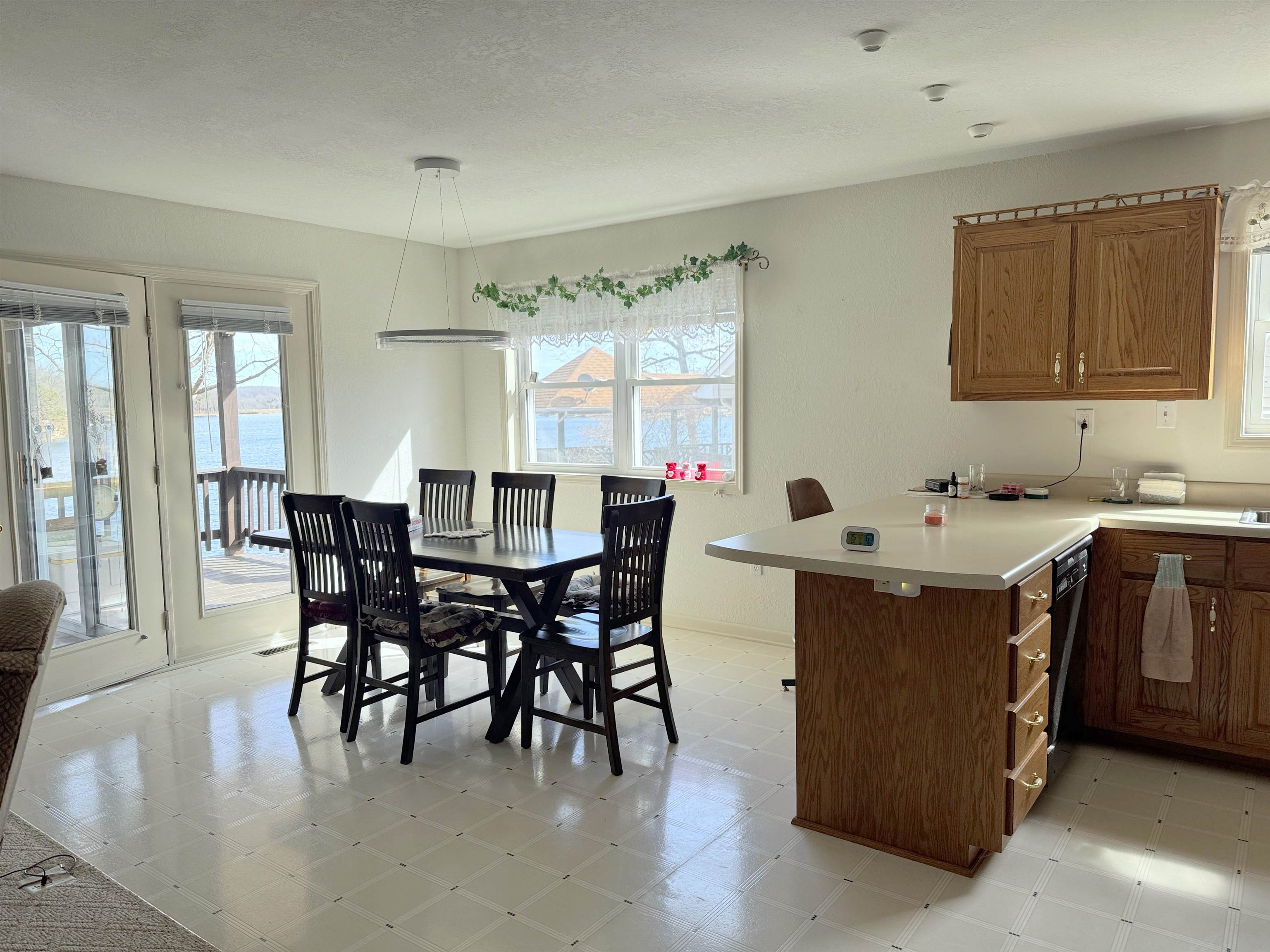 37 Los Indios Drive Property Photo 9