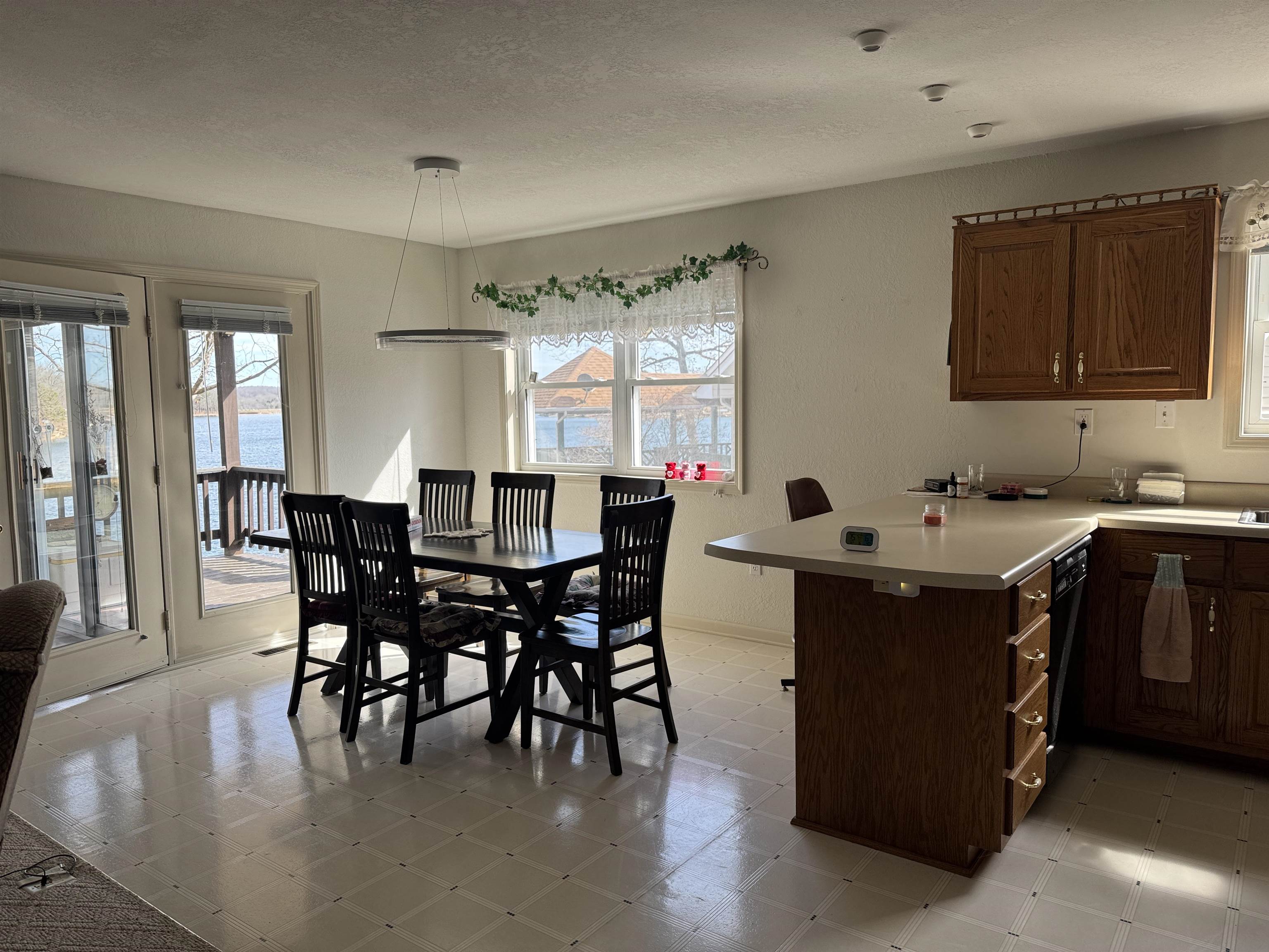 37 Los Indios Drive Property Photo 10