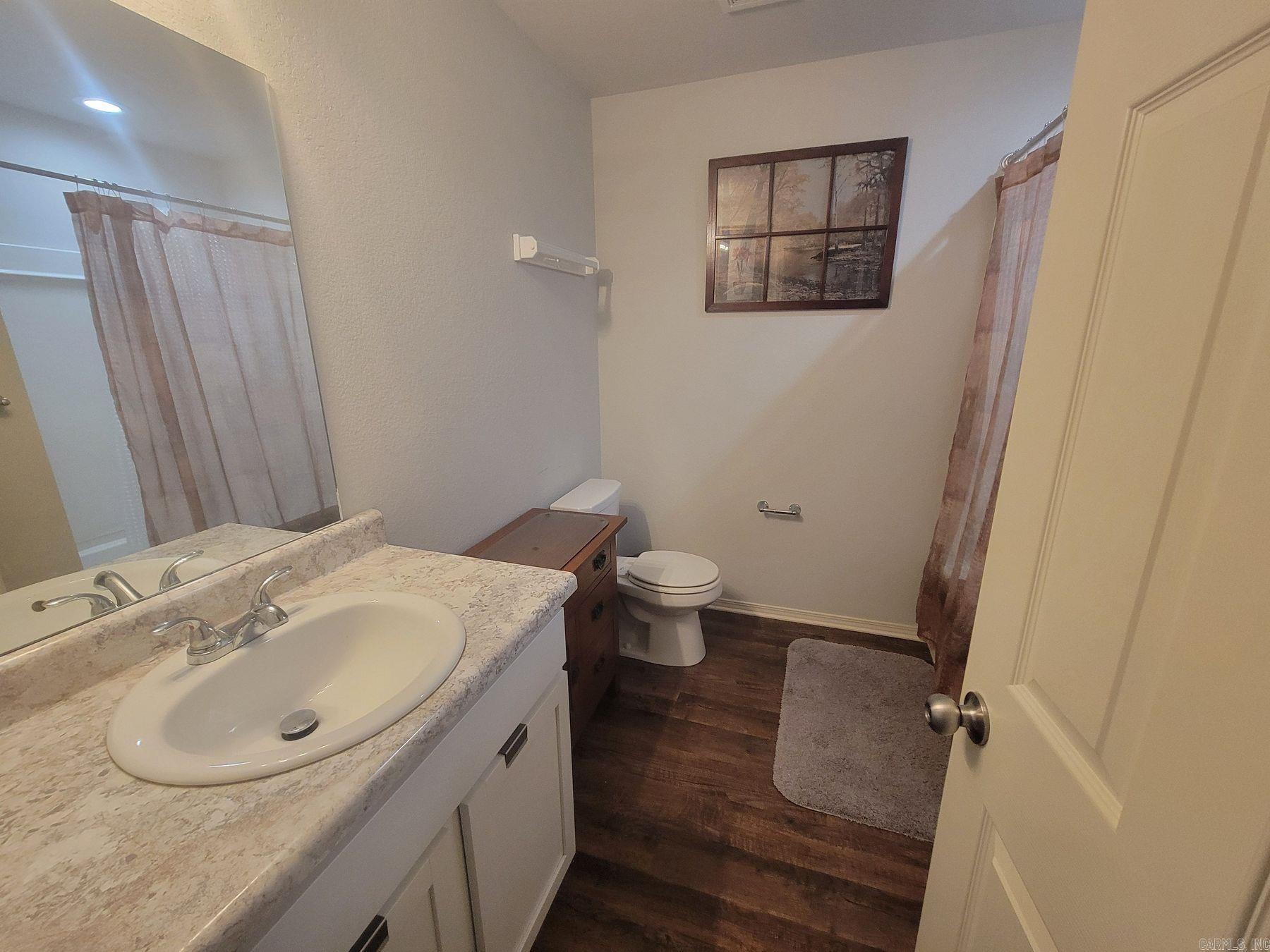 5512 Bundy Drive Property Photo 12