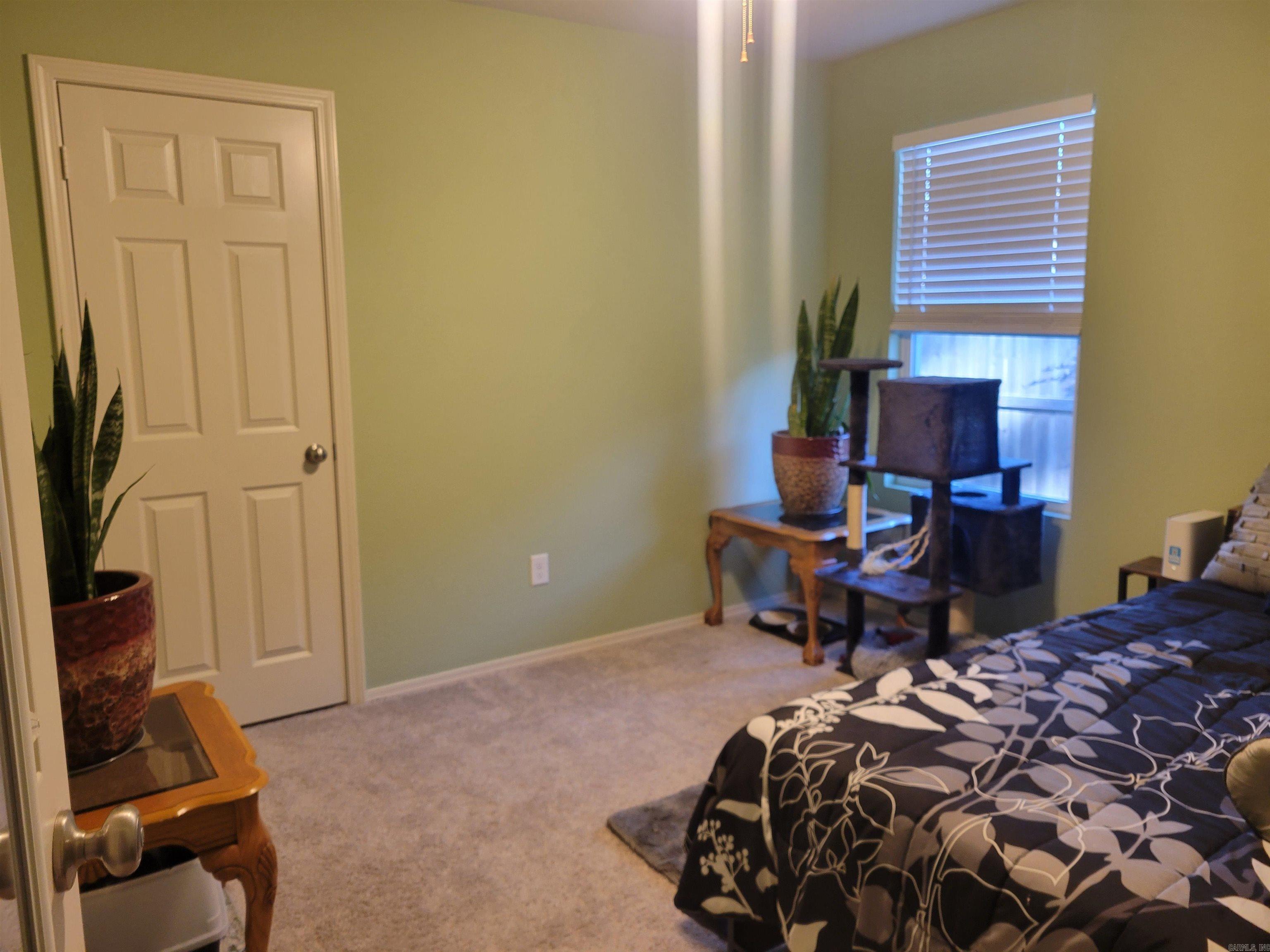5512 Bundy Drive Property Photo 14