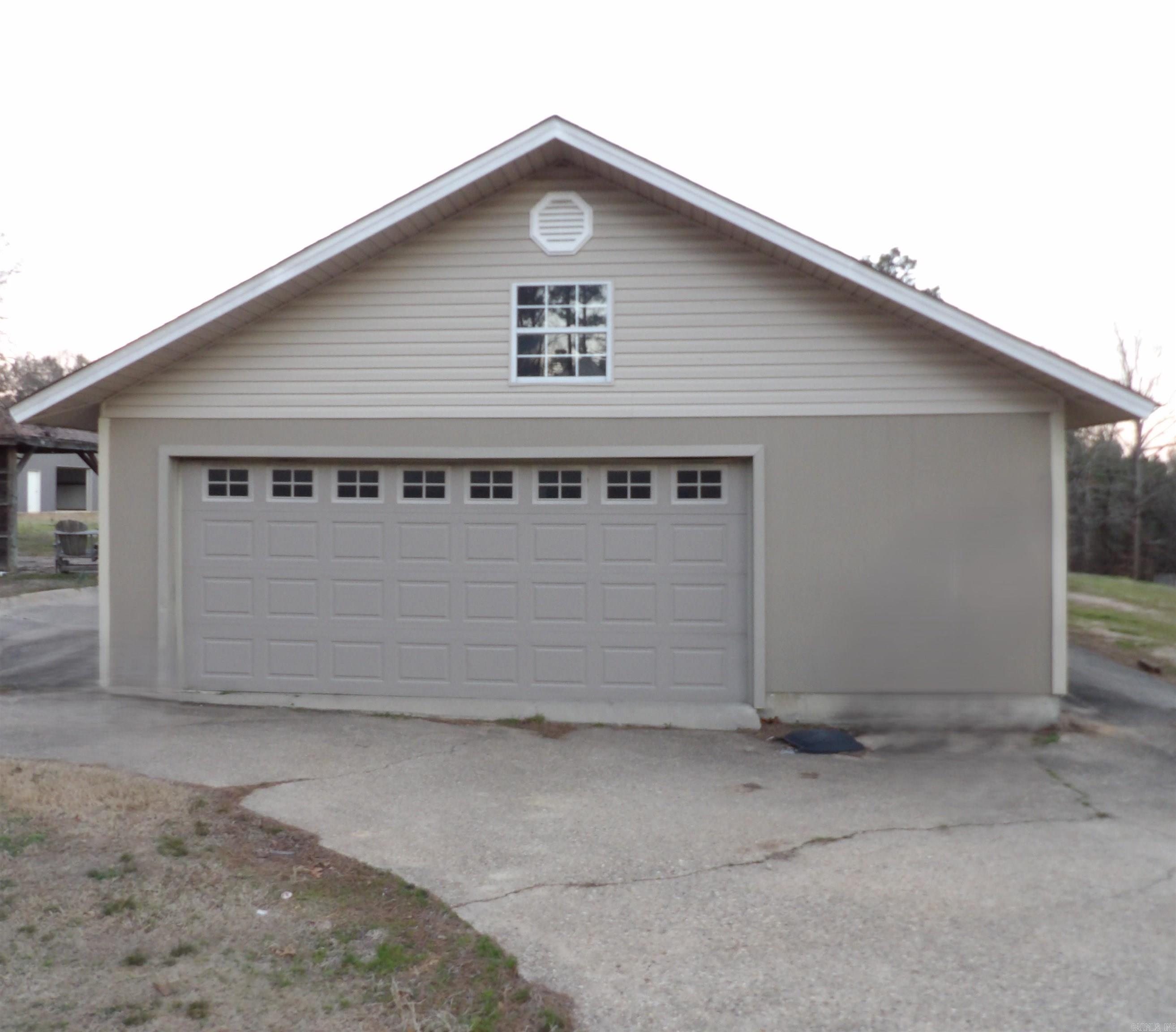 161 Windy Hills Lane Property Photo 5