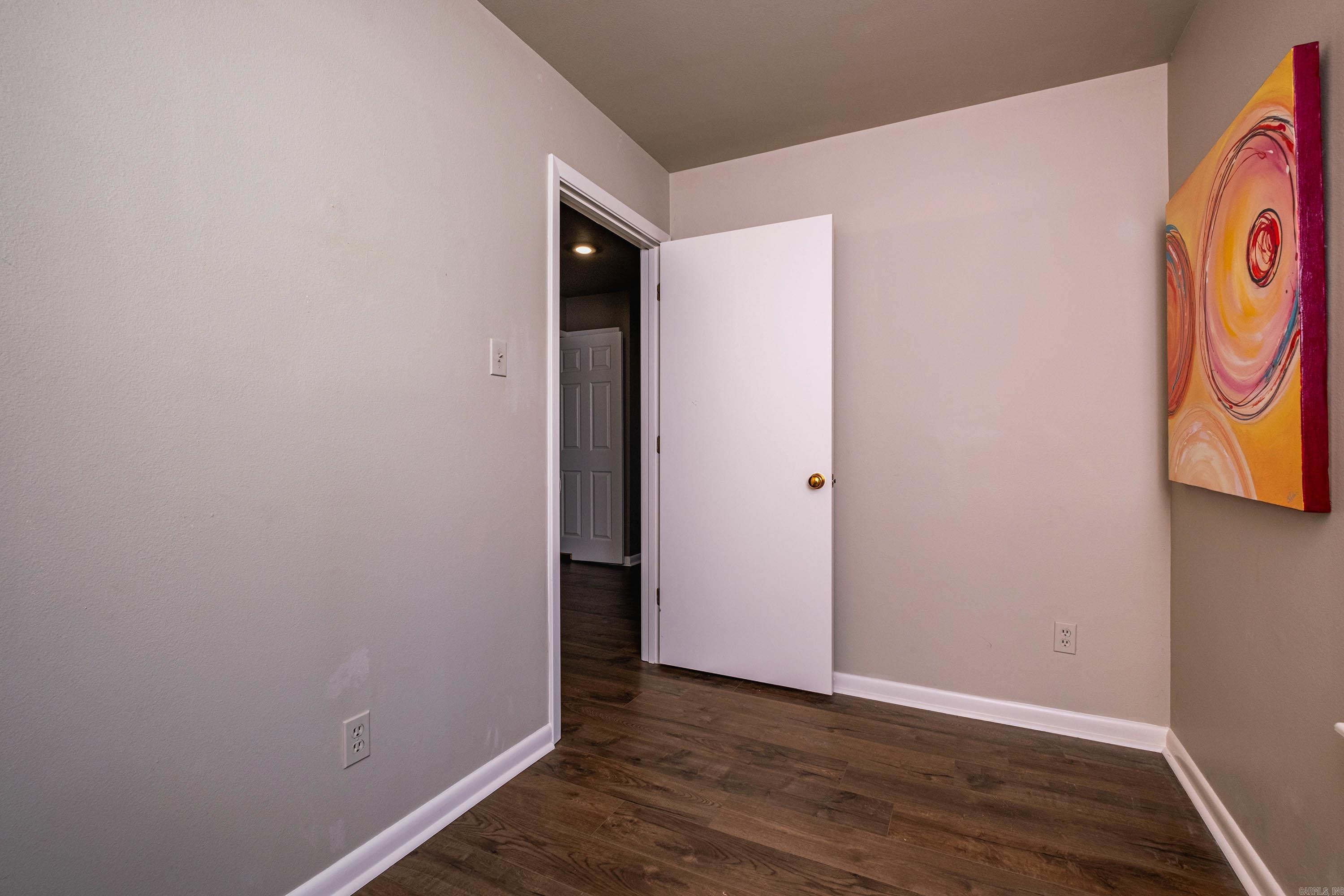 714 Loyola Drive Property Photo 19