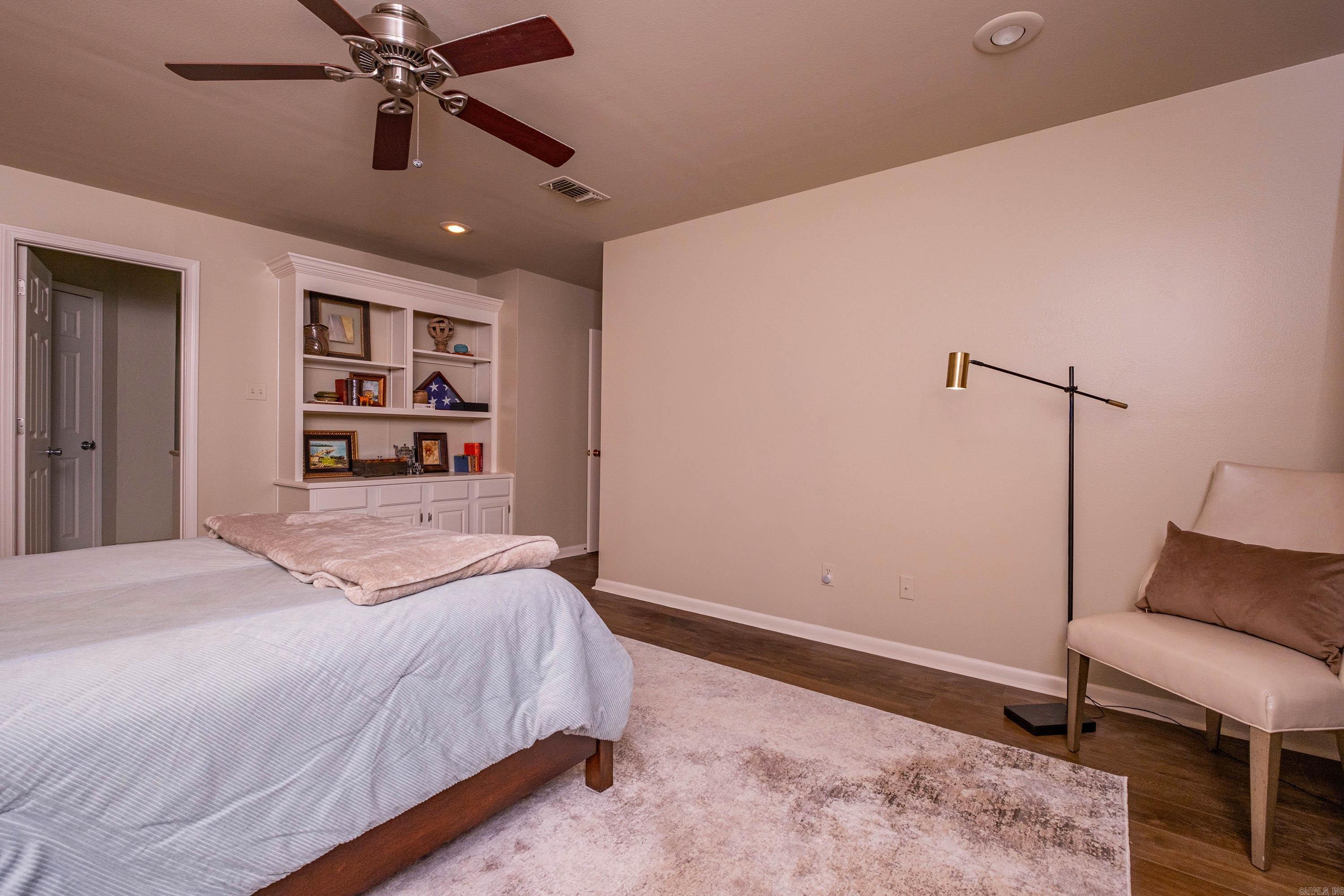 714 Loyola Drive Property Photo 25