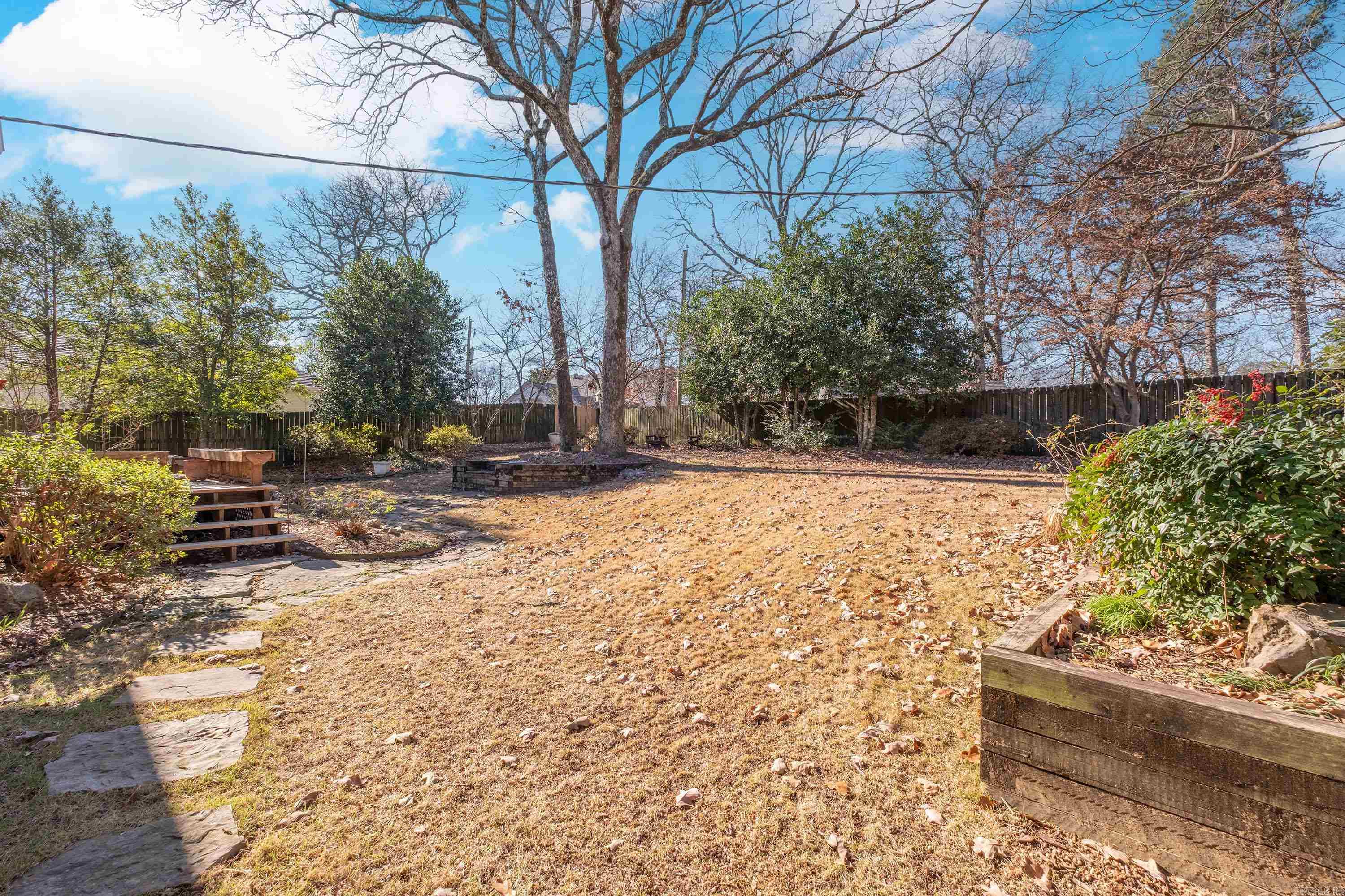 714 Loyola Drive Property Photo 40