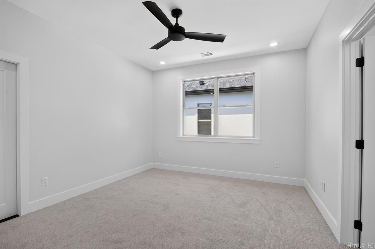 108 Carter Creek Cove Property Photo 30