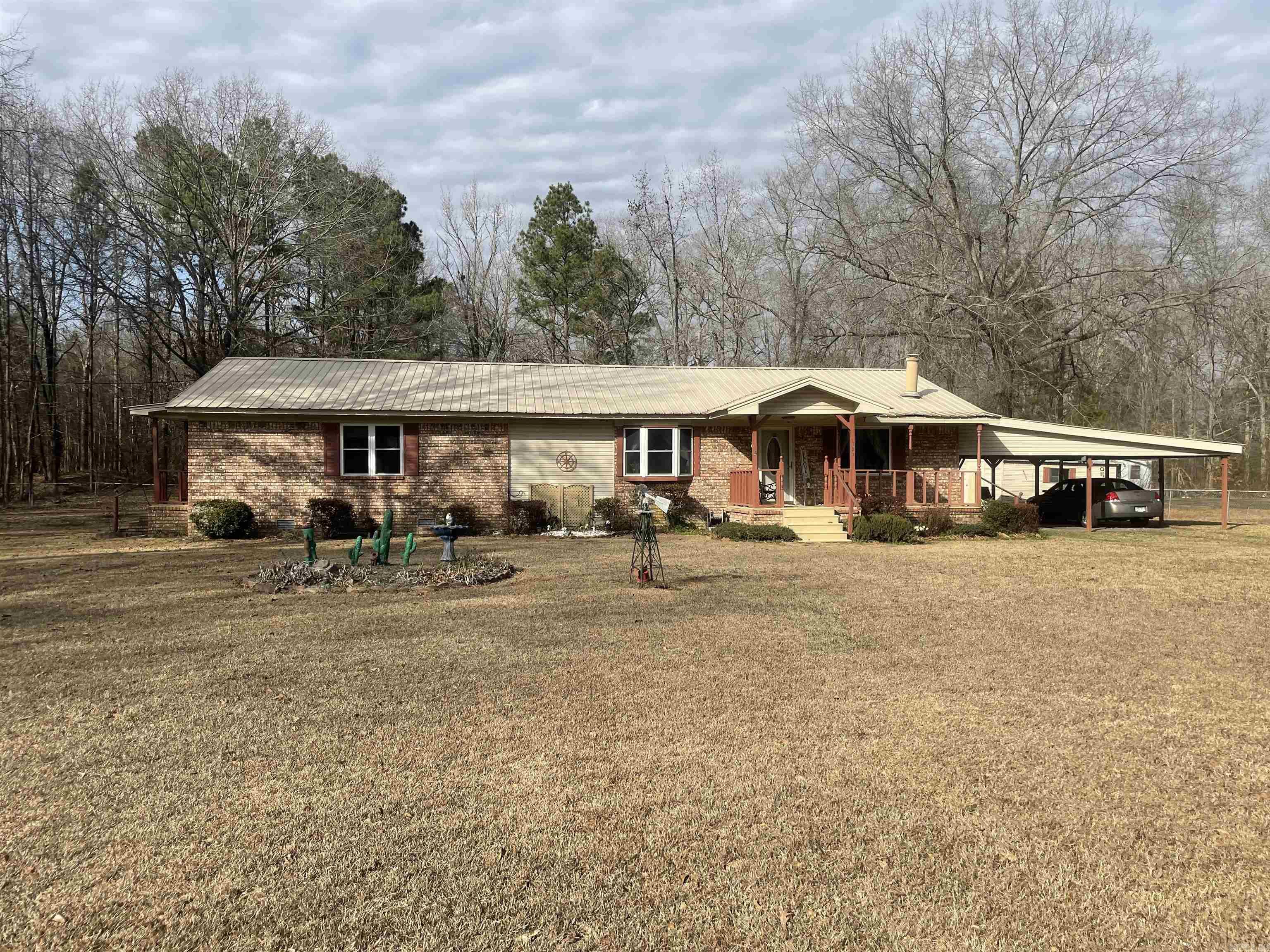 1107 Joanne Dr. Property Photo 1