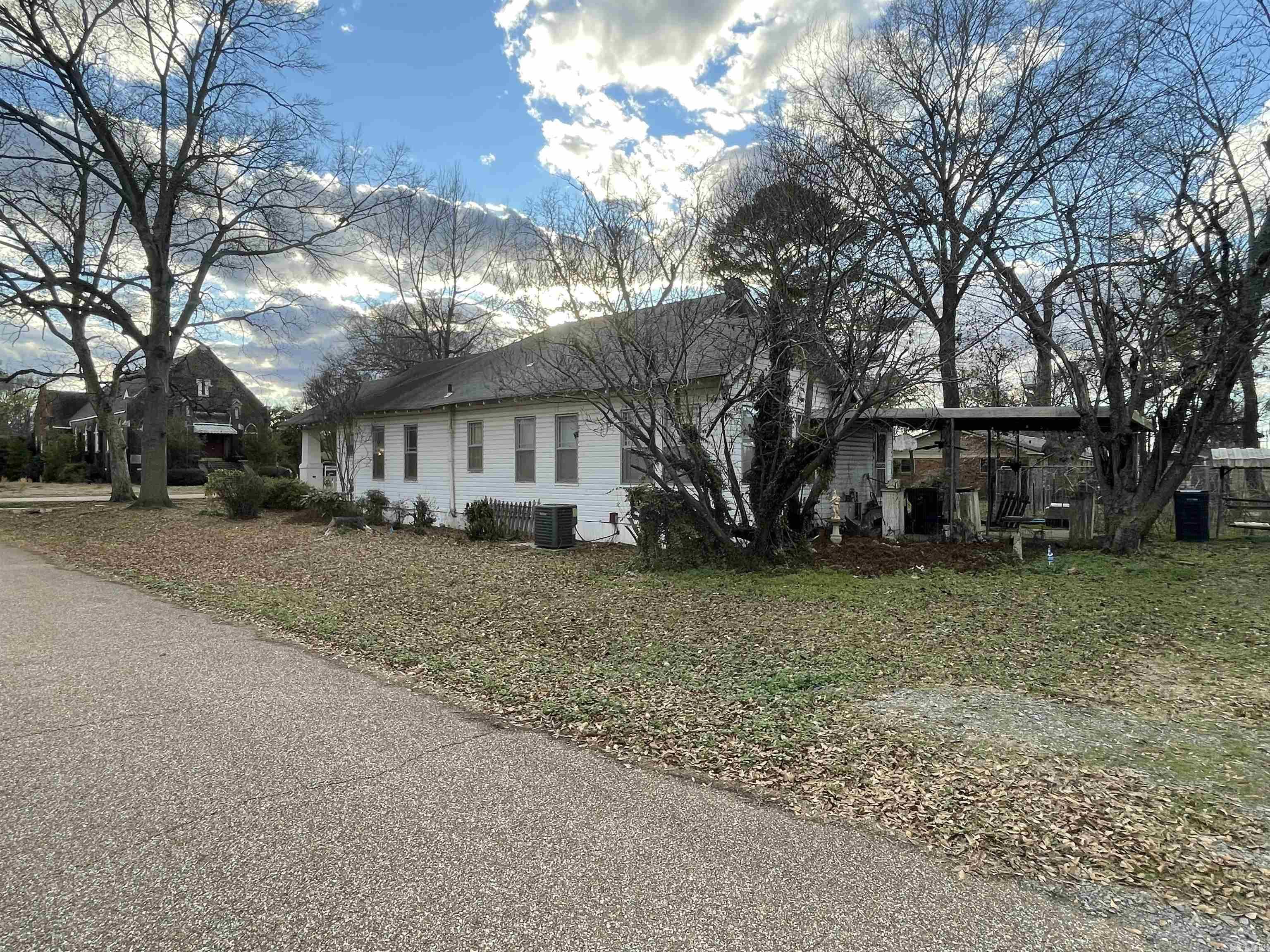 182 2nd Avenue Property Photo 3