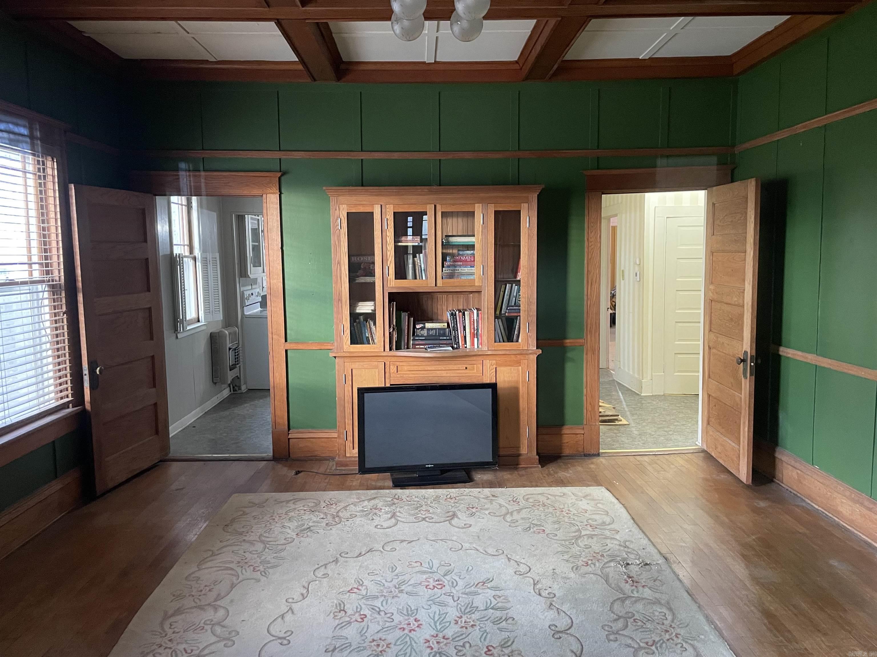 182 2nd Avenue Property Photo 8