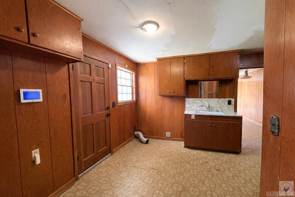 1408 E Main St. Property Photo 29