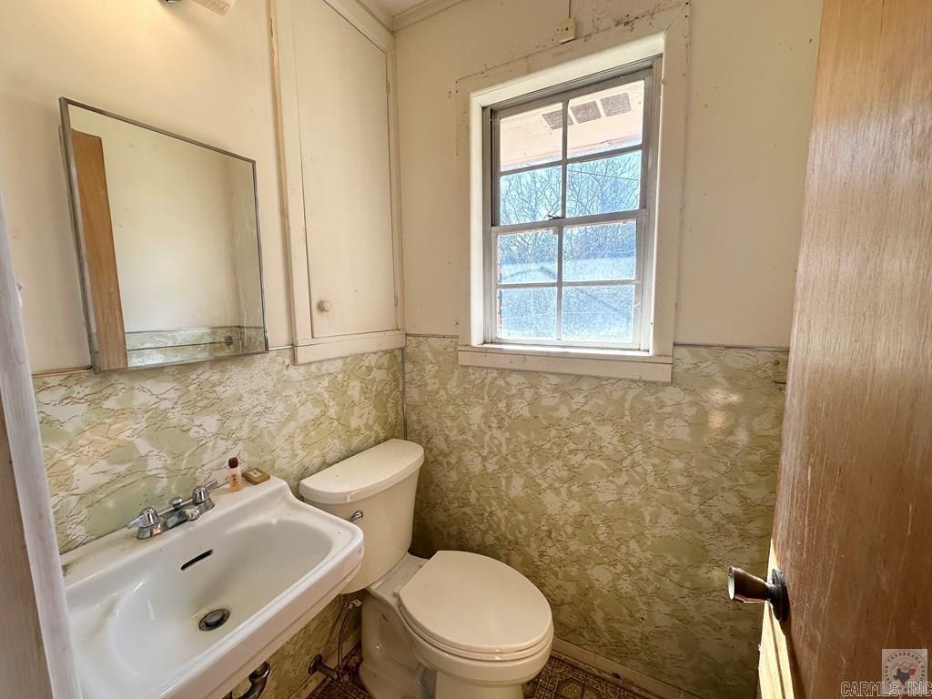 1408 E Main St. Property Photo 32
