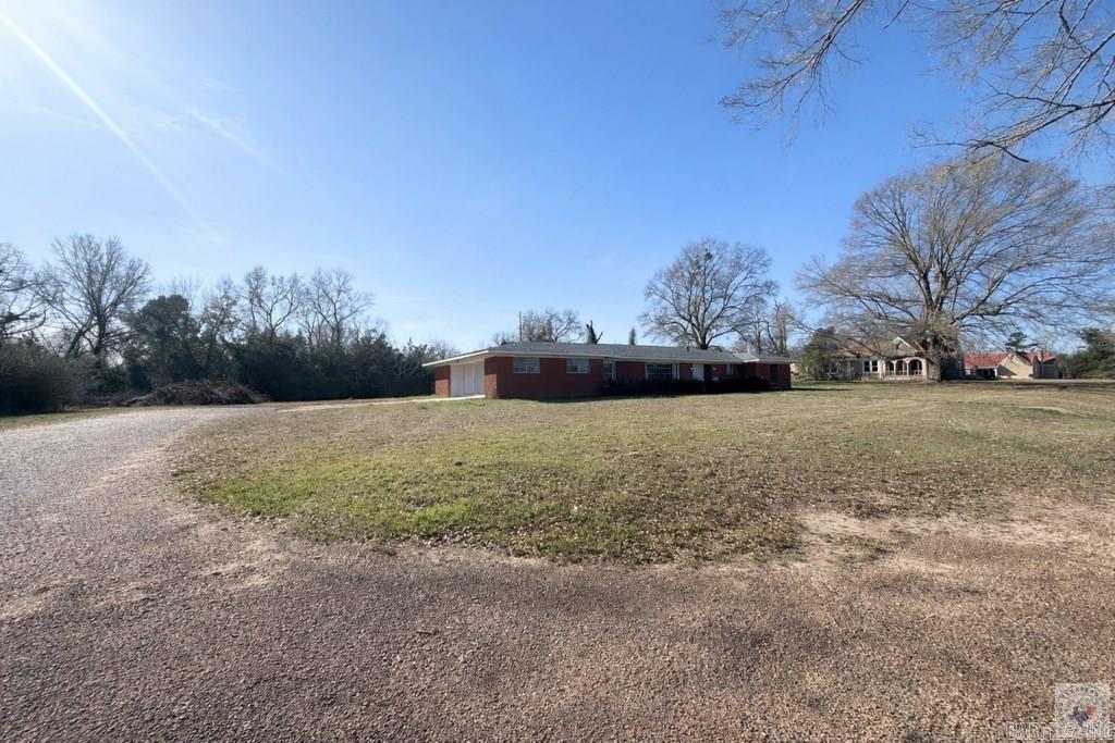 1408 E Main St. Property Photo 40