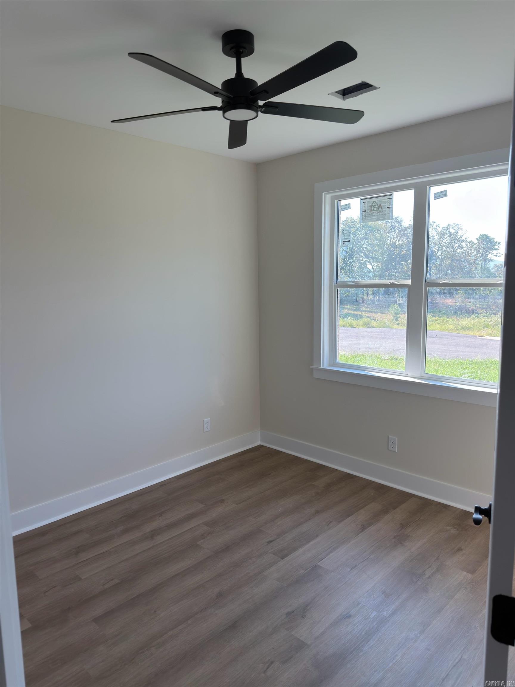 155 Riverstone Loop Property Photo 30