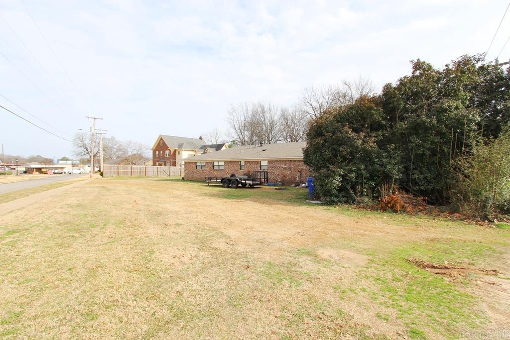Oliver-bradley (3 Duplexes) Property Photo 7