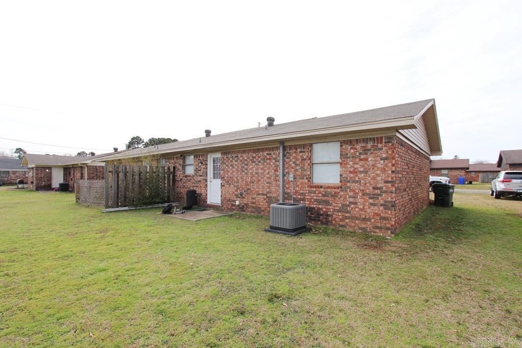 Oliver-bradley (3 Duplexes) Property Photo 26