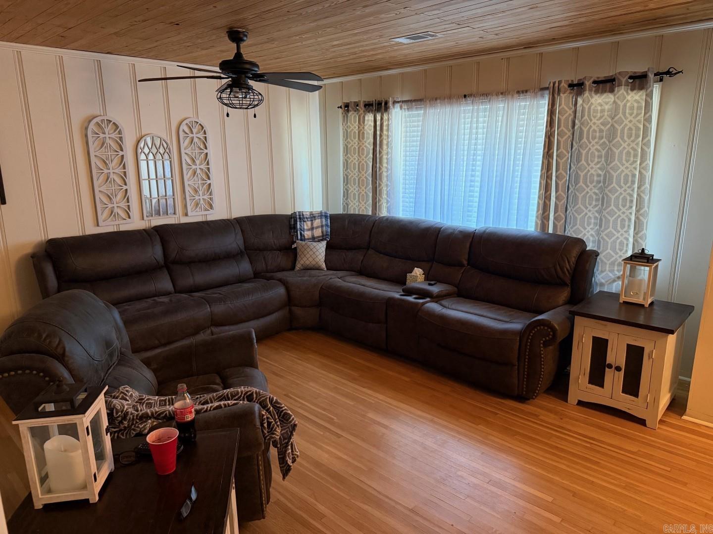 2520 Goza Ave Property Photo 2