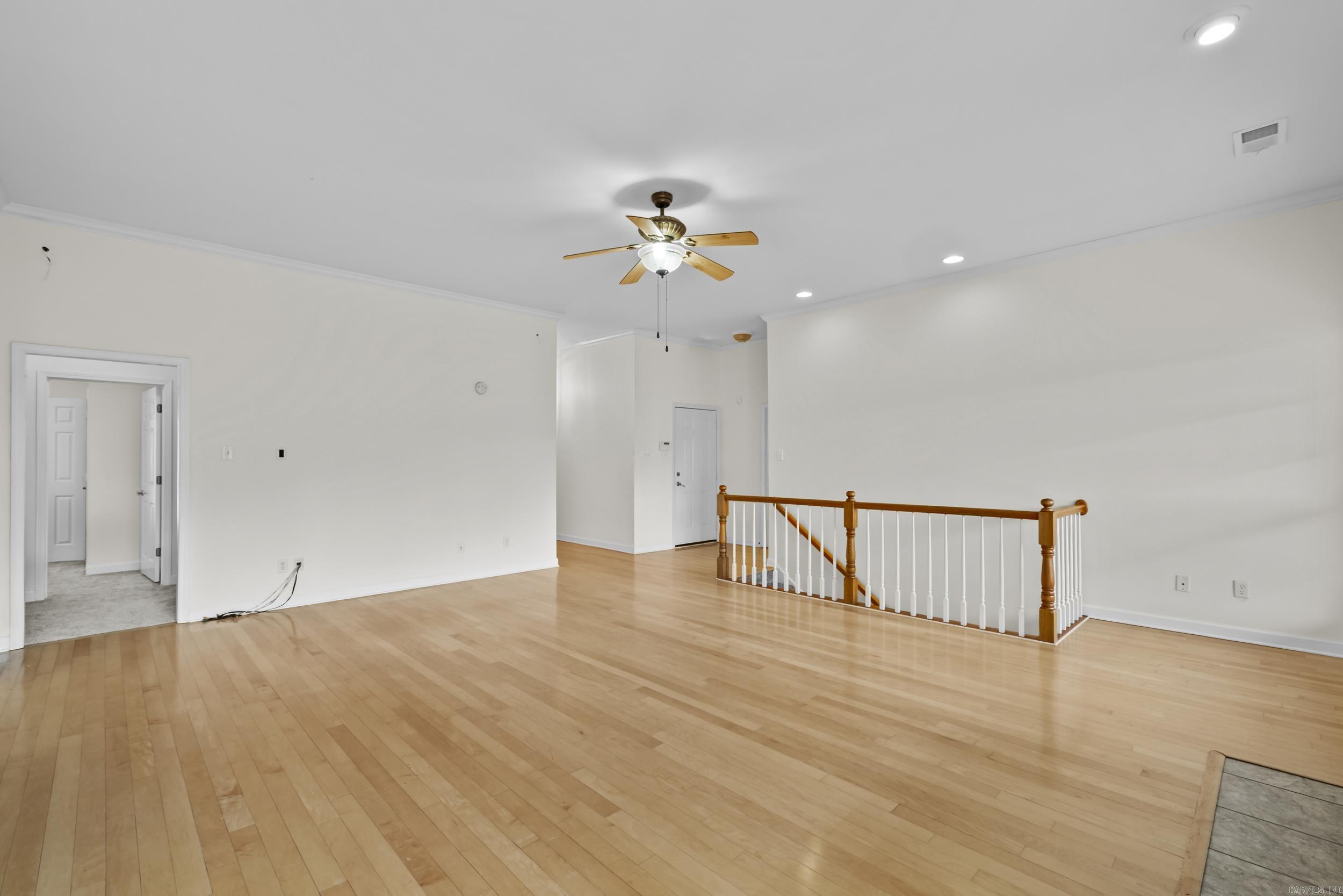 2211 Westport Loop Property Photo 8
