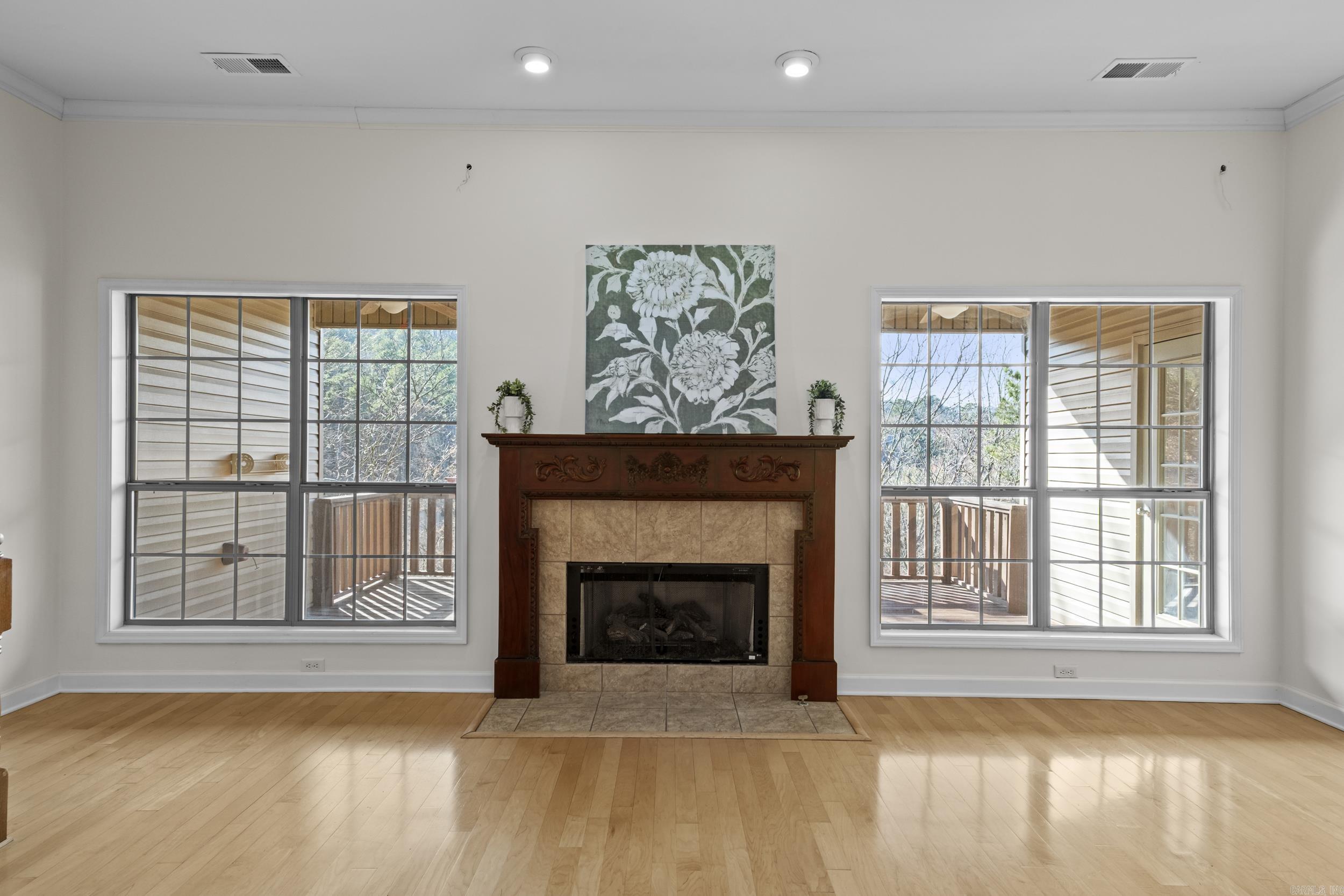 2211 Westport Loop Property Photo 10