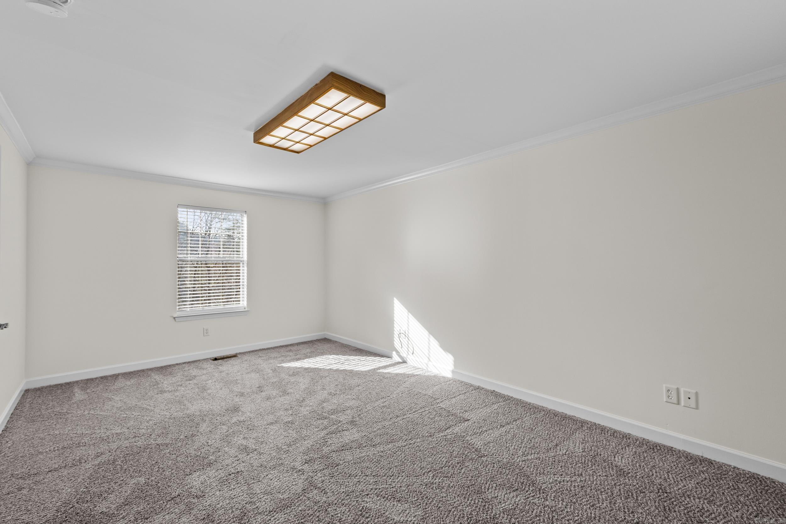 2211 Westport Loop Property Photo 35