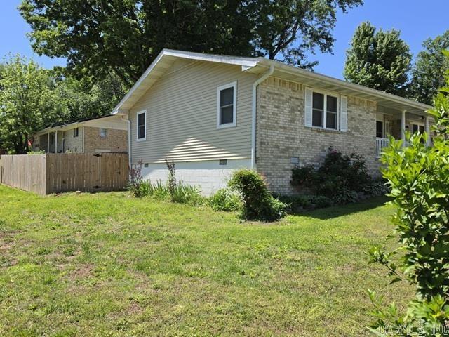 614 E 1st Property Photo 3