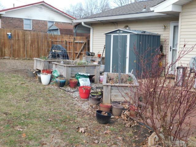 614 E 1st Property Photo 34