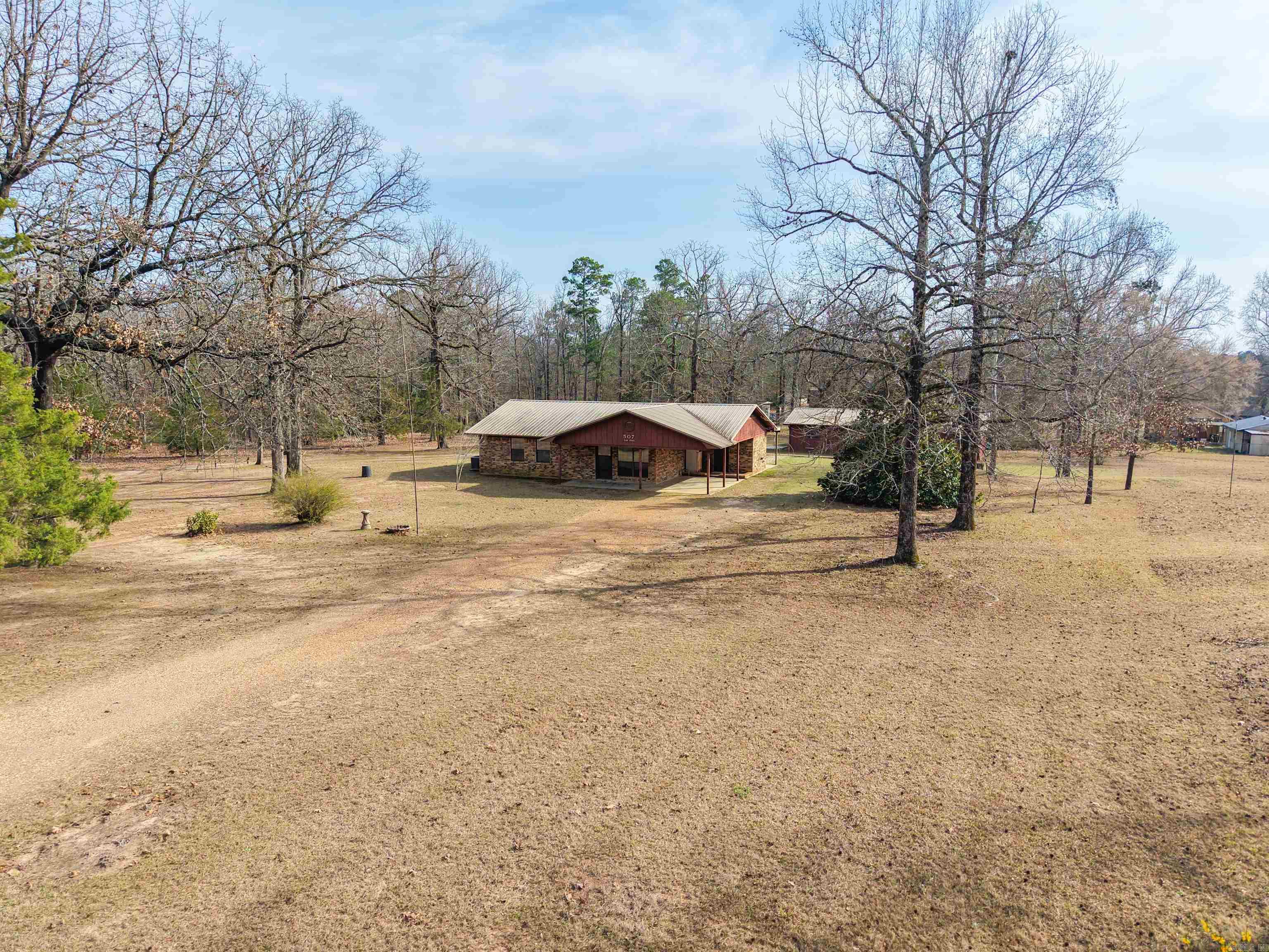 507 Oak Trail Property Photo 2