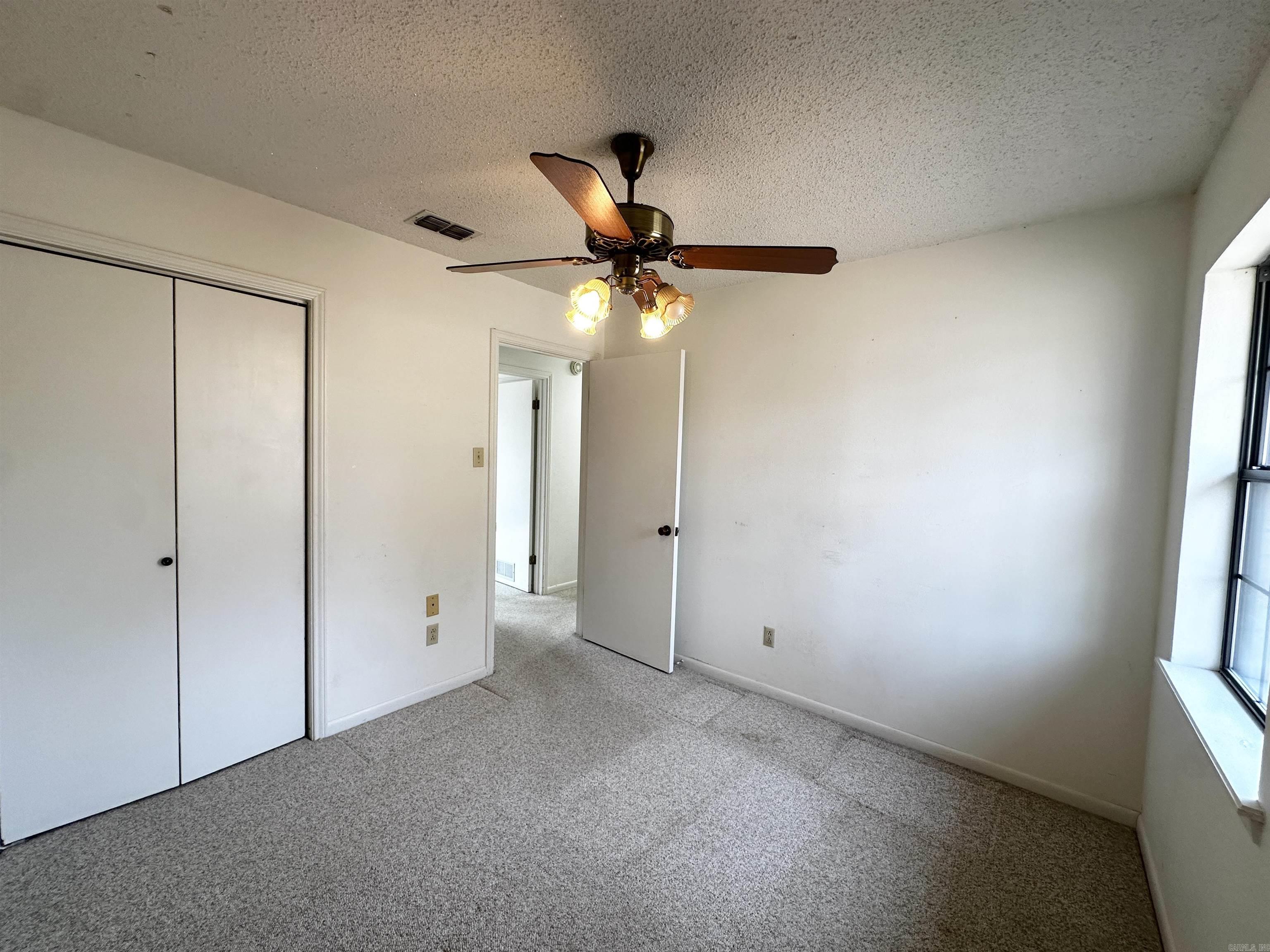 507 Oak Trail Property Photo 11