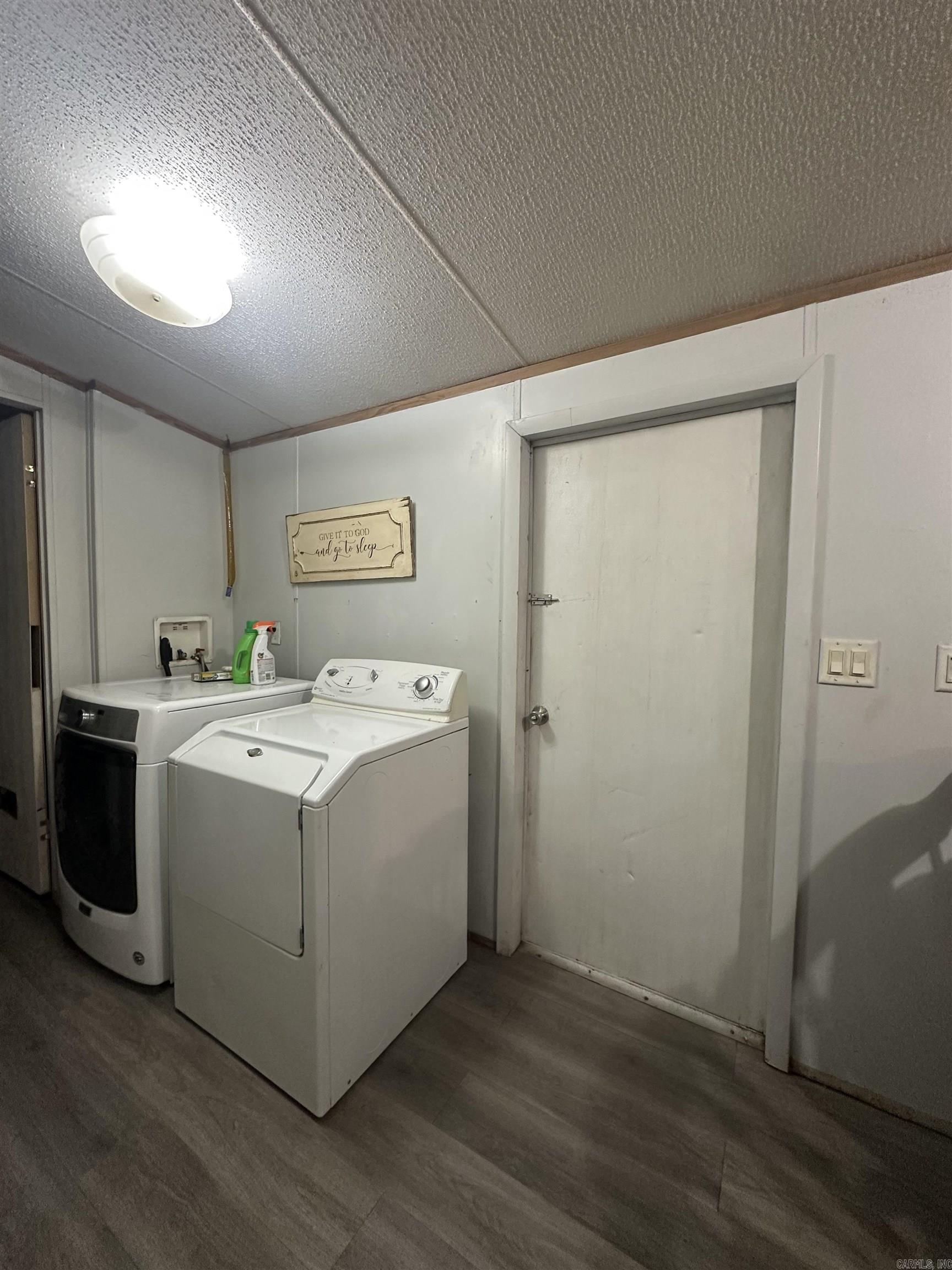 9607 9603 Huntley Trail Property Photo 21