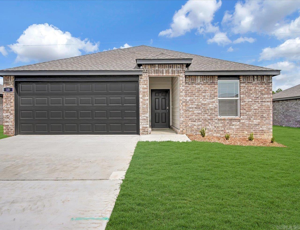 15 Vineyard Drive Property Photo 1