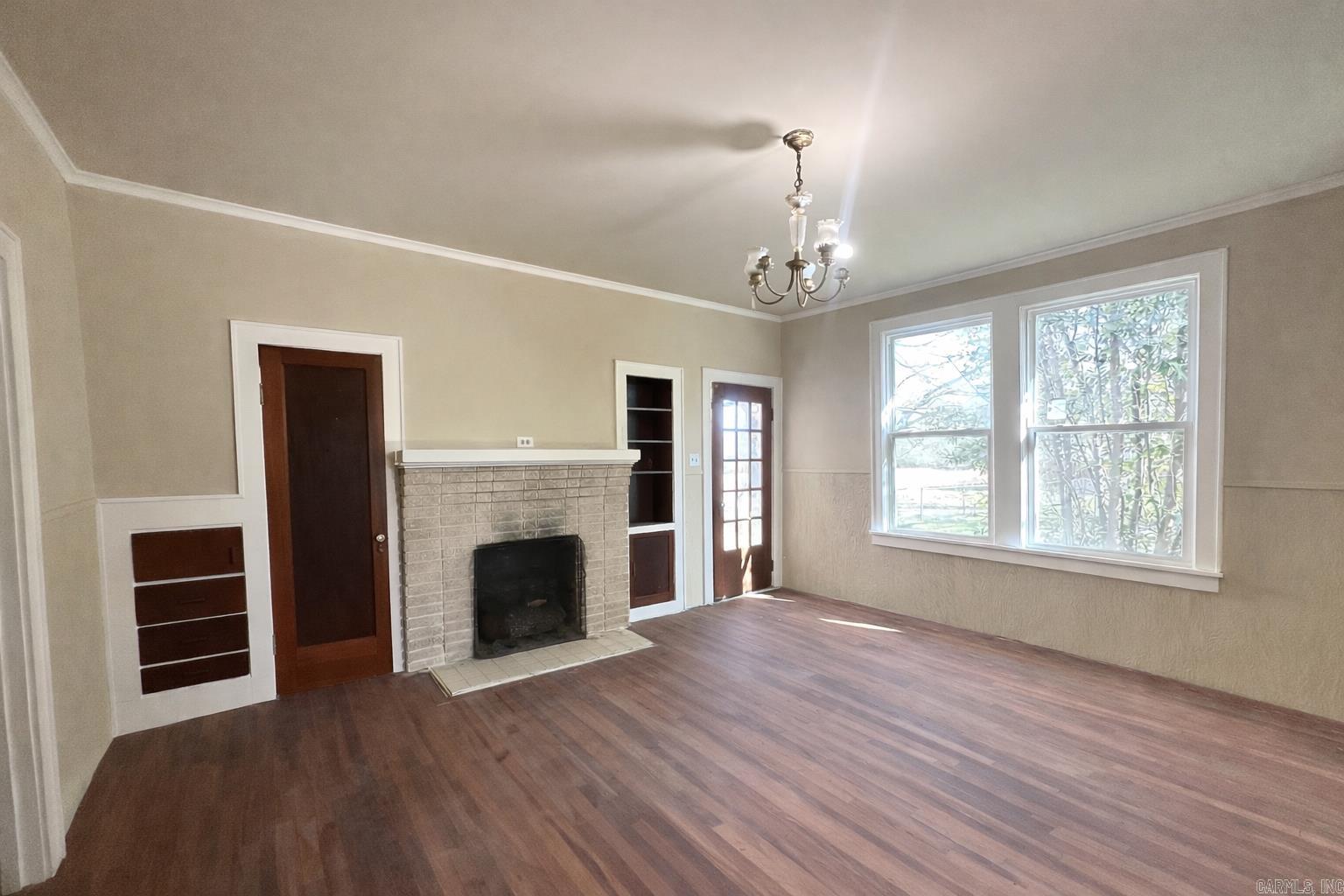 1406 E Main St. Property Photo 14